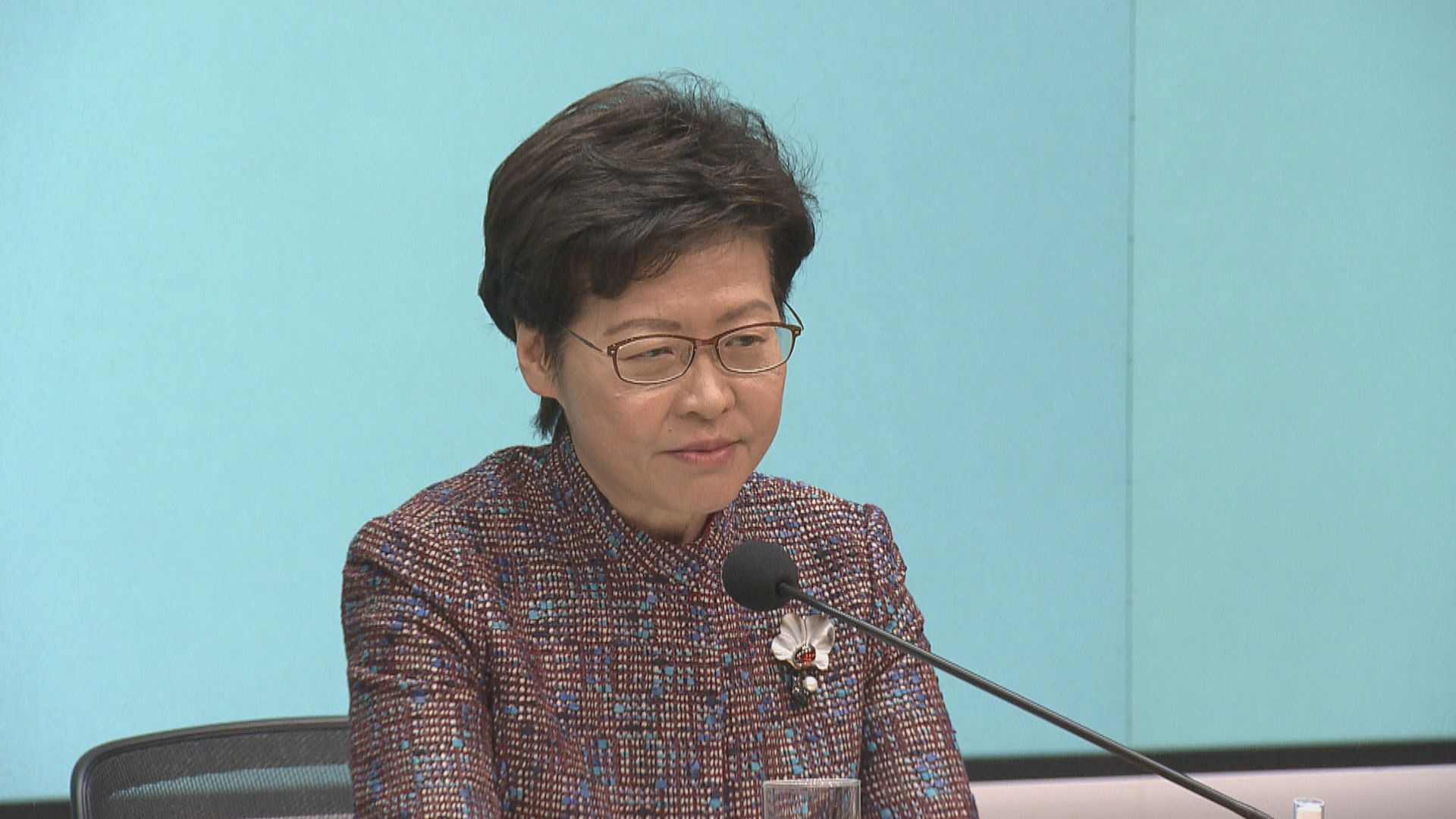 限聚令維持四人　林鄭月娥否認針對遊行