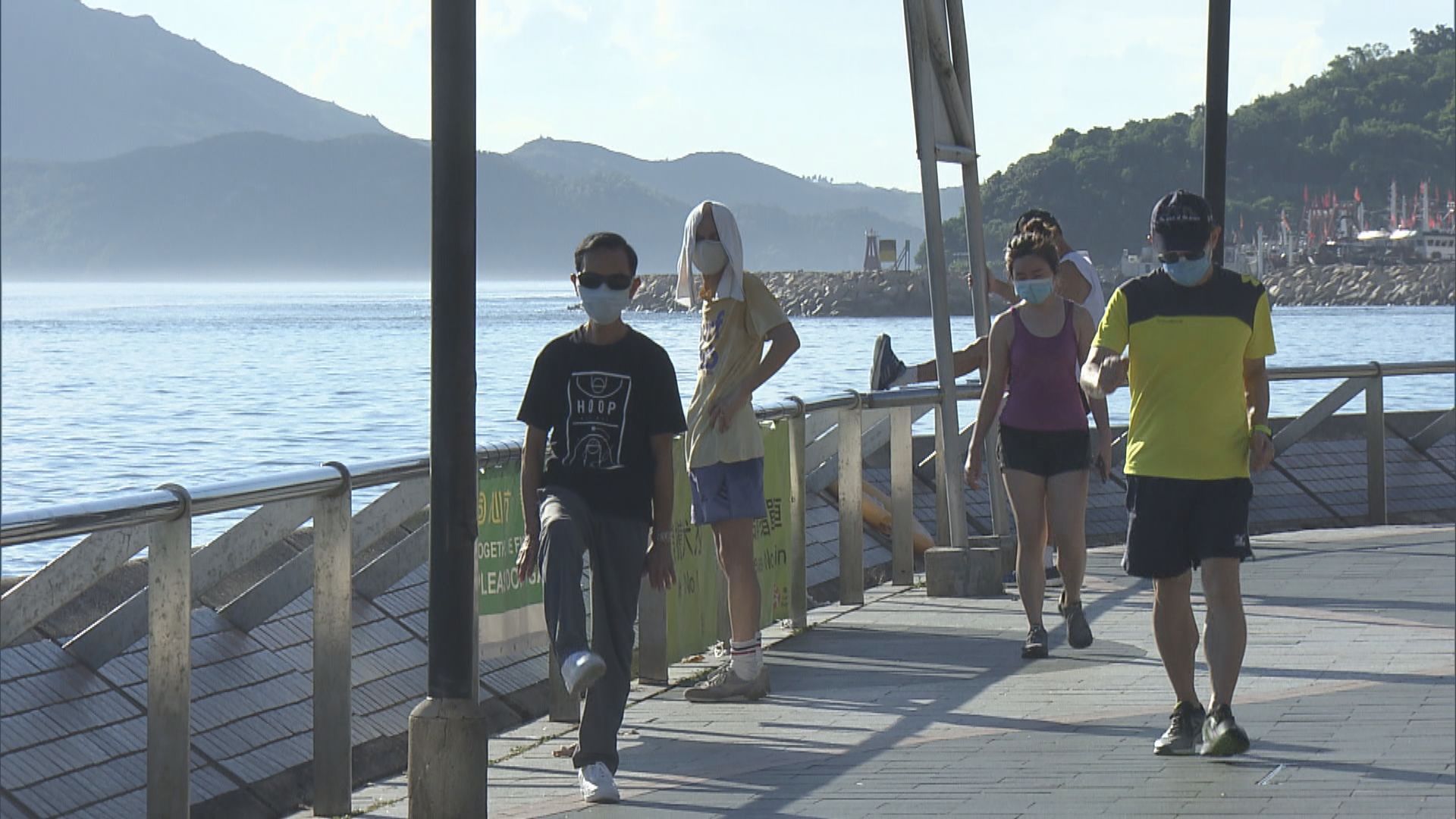 周四起戶外運動需佩戴口罩　餐飲處所最多兩人一枱