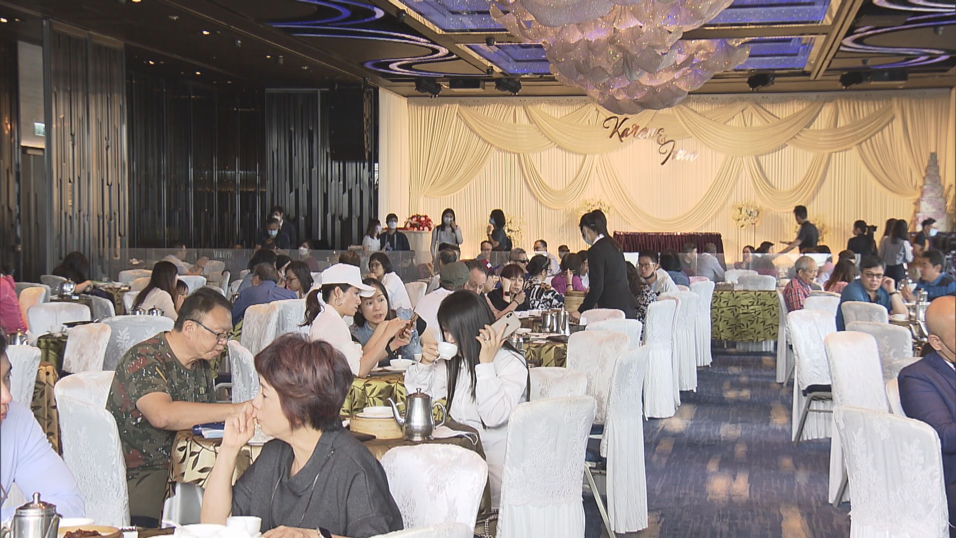 政府延長大部分社交距離措施至本月29日