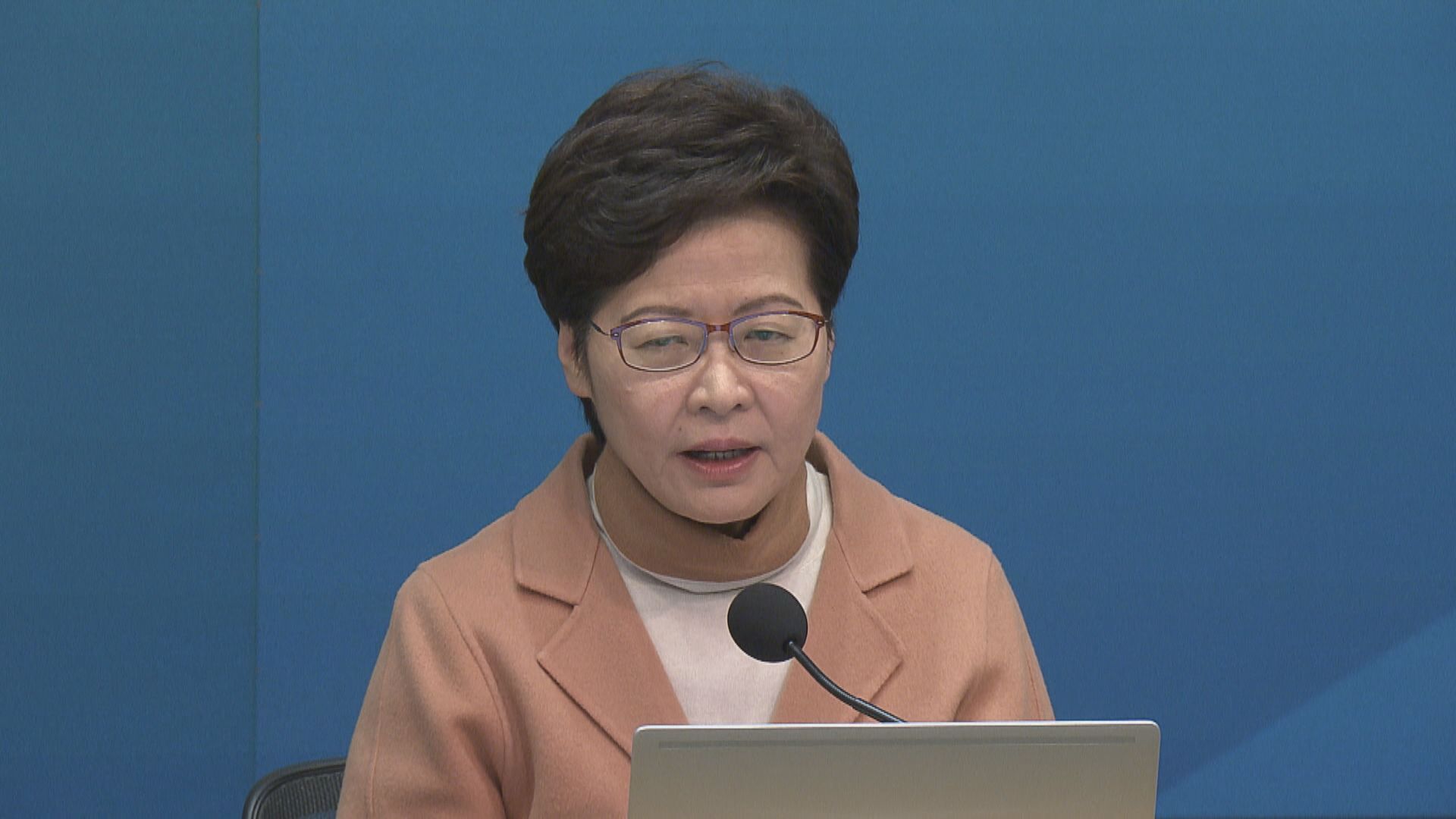 林鄭月娥：若疫情無爆發年初四處所可復業但須實施疫苗氣泡