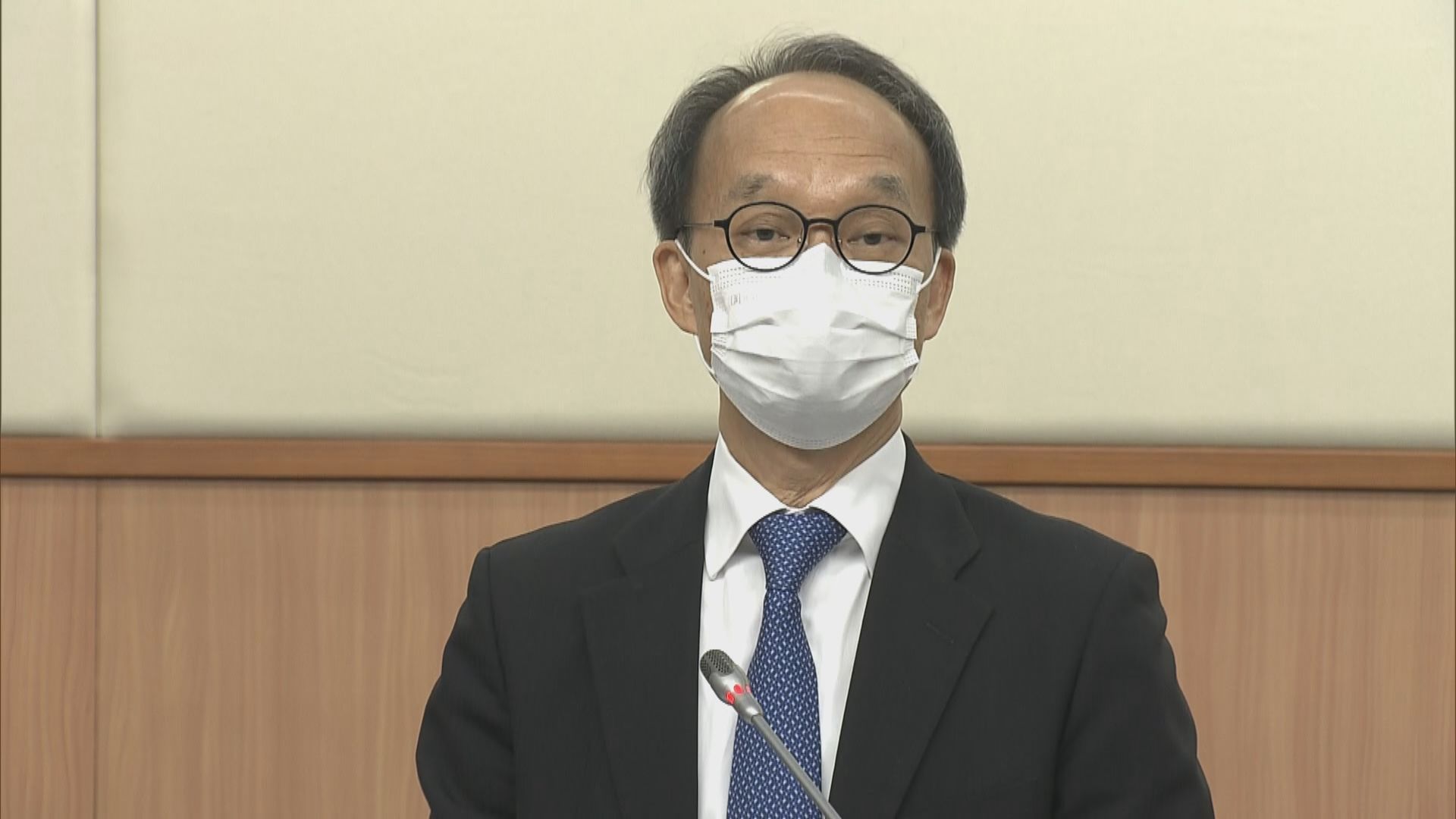 科學委員會建議中及低風險地區劃一檢疫「14+7」