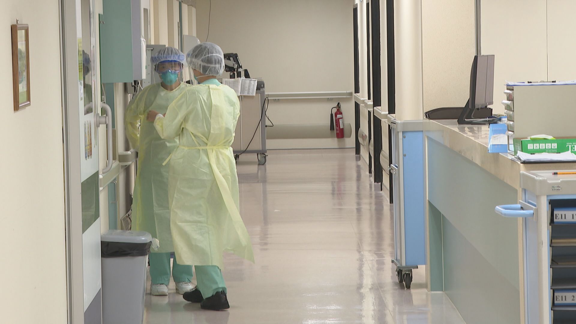 百多名確診者正等候入院　醫管局籲耐心等候入院勿衝急症室