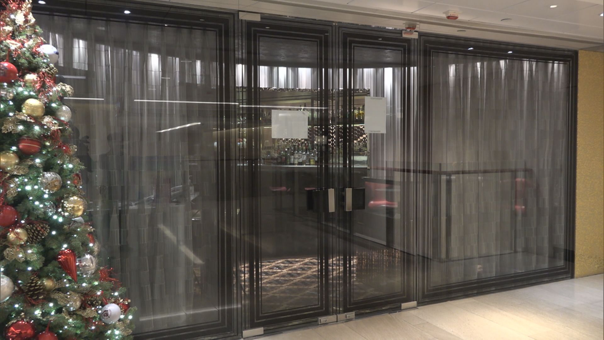 本港增115宗確診　政府將向三間食肆發強制檢測令