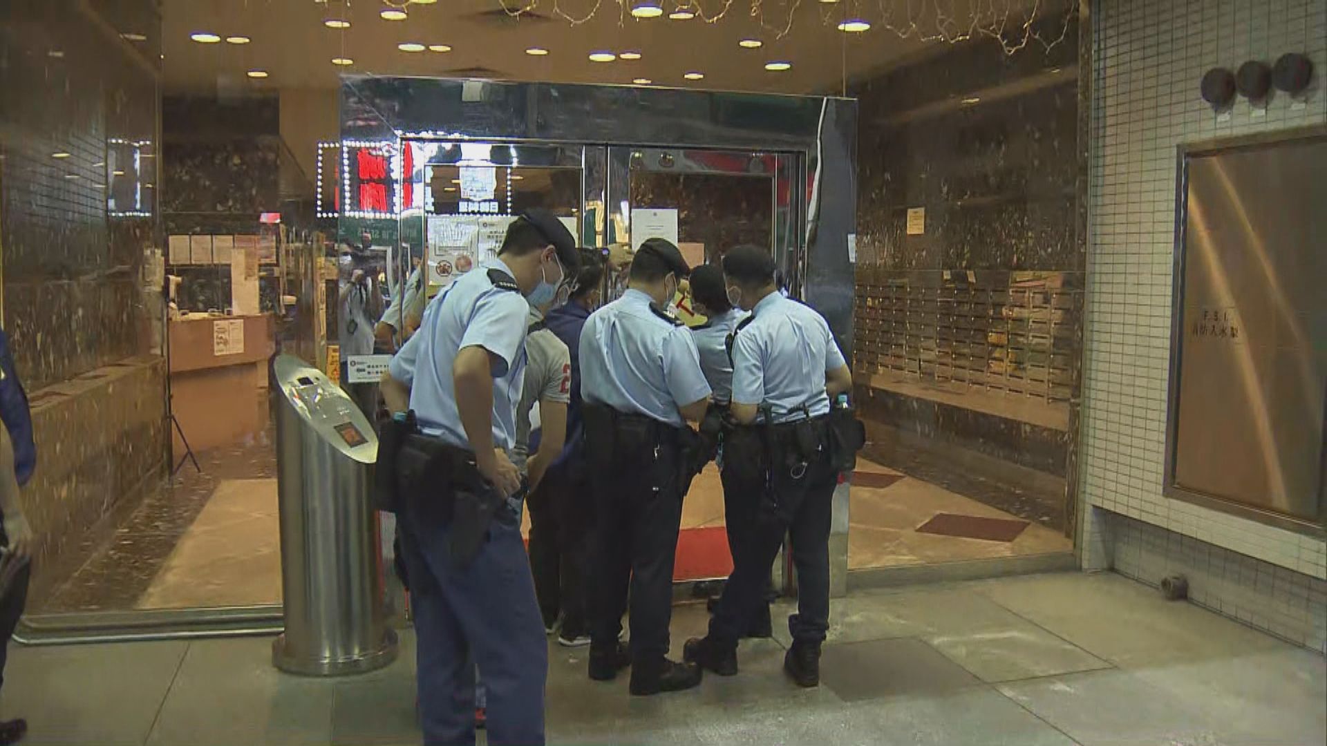 迪拜返港男子染變種病毒　荃灣寶石大廈1座圍封強檢