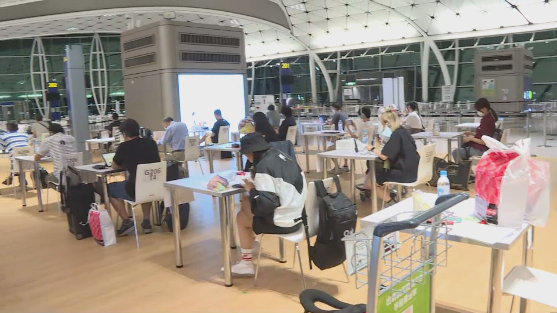 英國返港男子初步確診　五個地點包括碧瑤灣21座納強檢