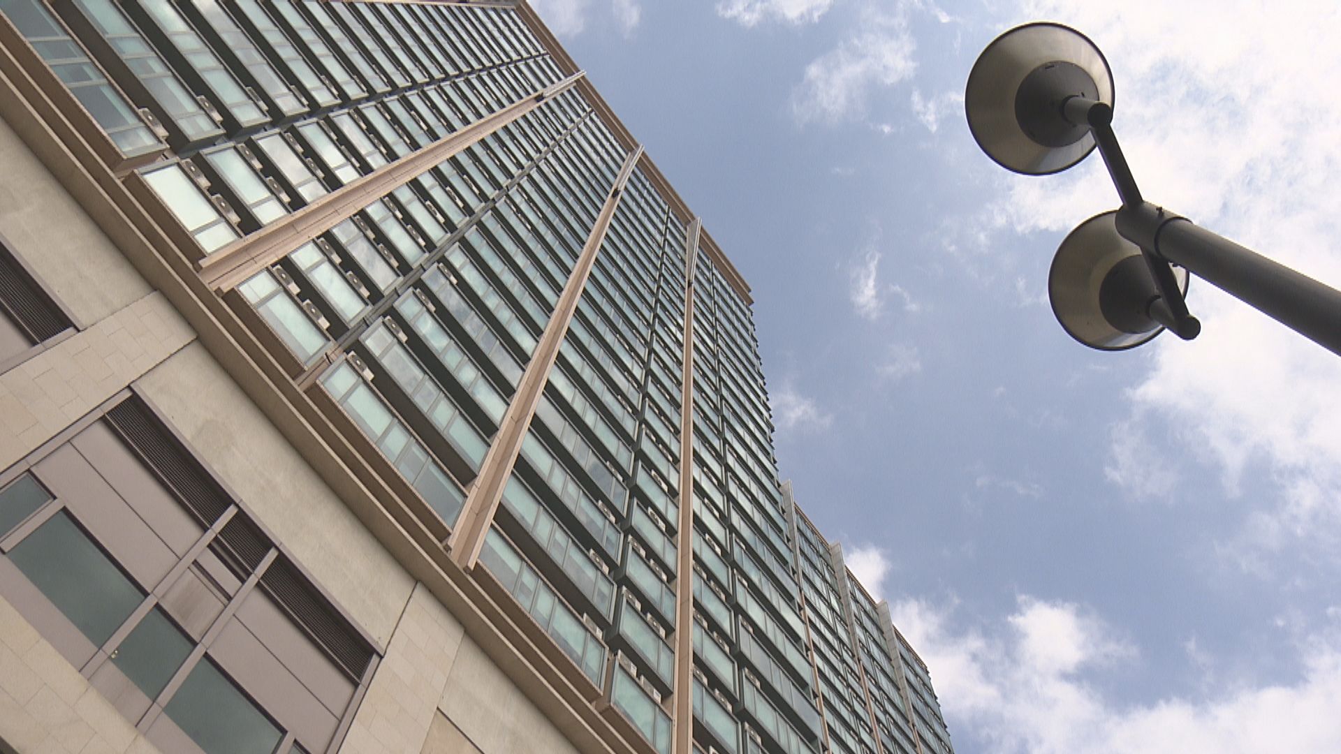 再増八宗Omicron個案　檢疫酒店加強防疫　個案相鄰住客須每日檢測