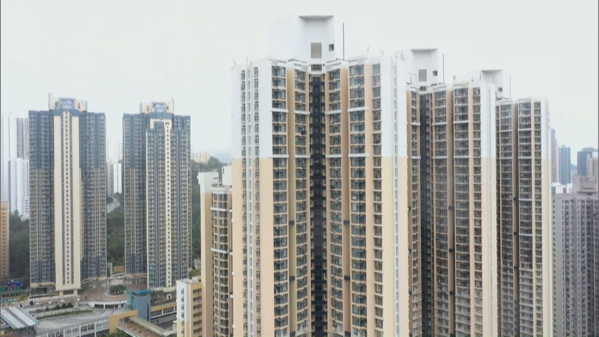 本港增26宗確診個案　逸葵樓確診及初確增至近百宗