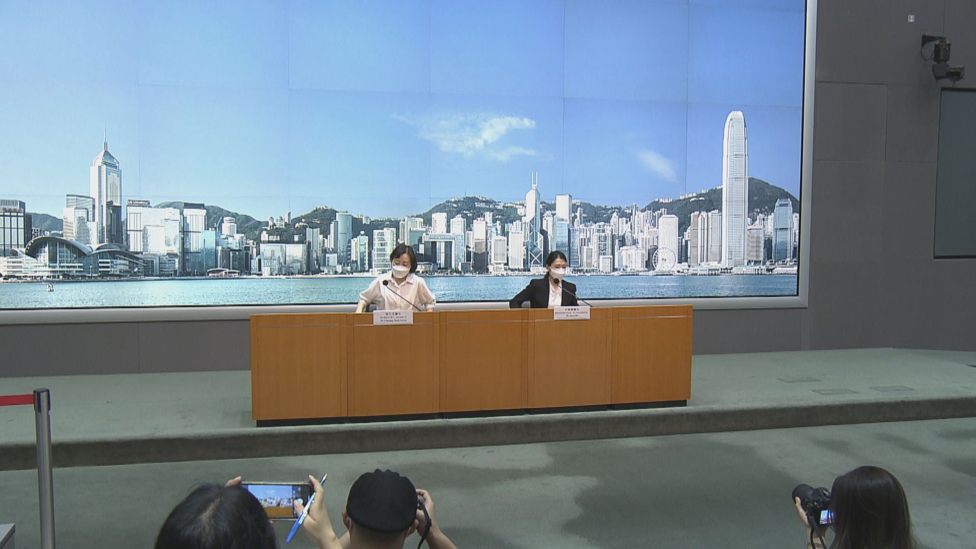 本港增1198宗確診　包括1076宗本地個案