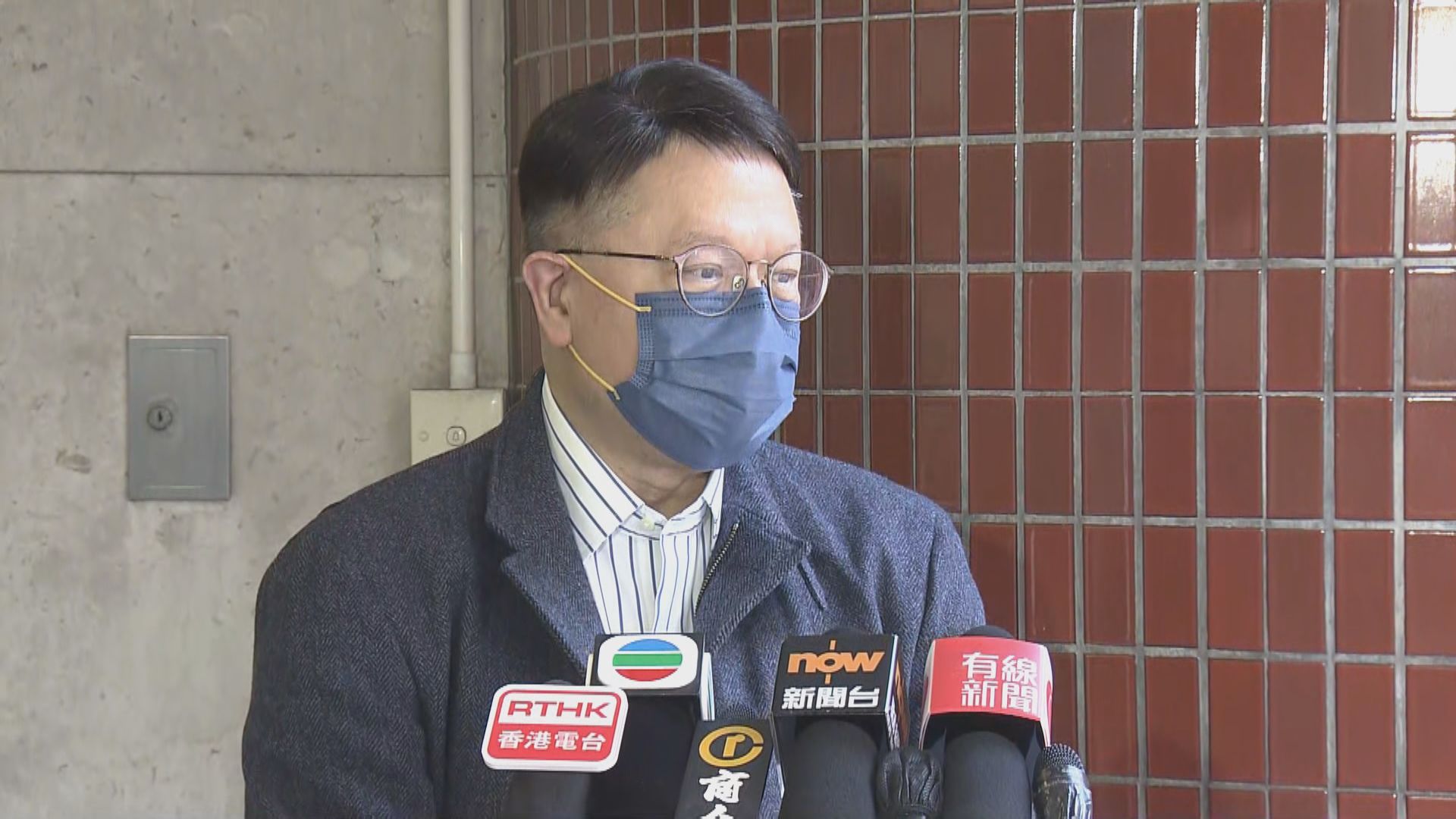 本港新增10111宗新冠確診　許樹昌：新冠確診料未來一兩周見頂