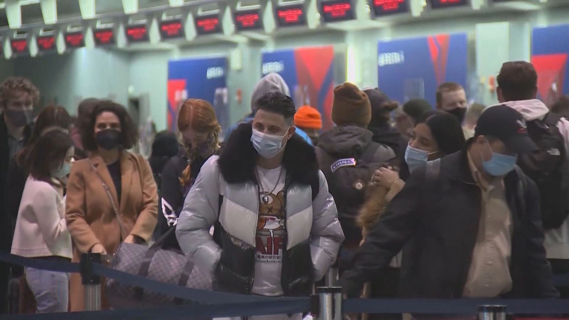 疫情拖累全球周日近四千航班取消