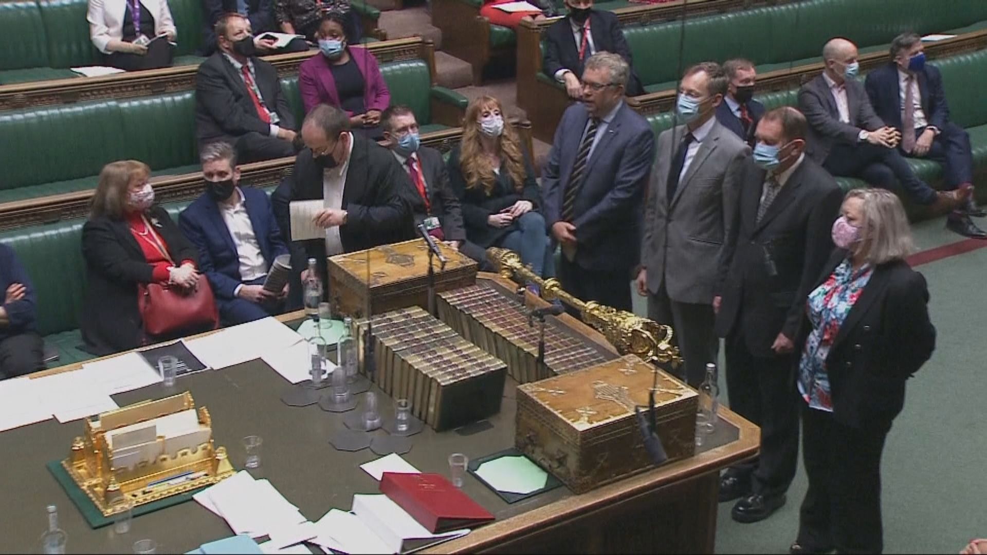 英國下議院通過加強防疫措施　多名保守黨議員投反對票