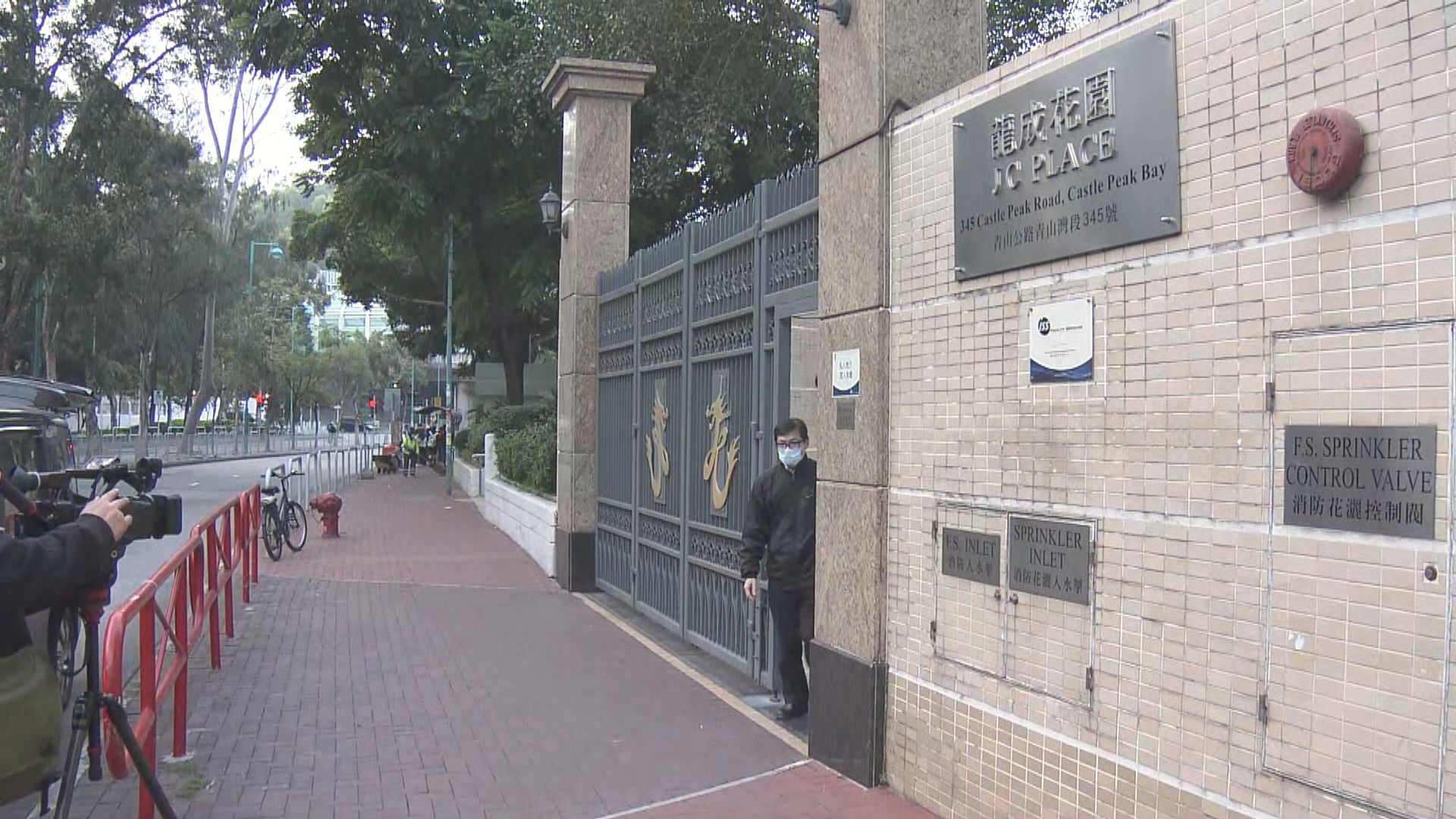 消息：屯門初確護士居住的凱德花園2座多一住戶陽性