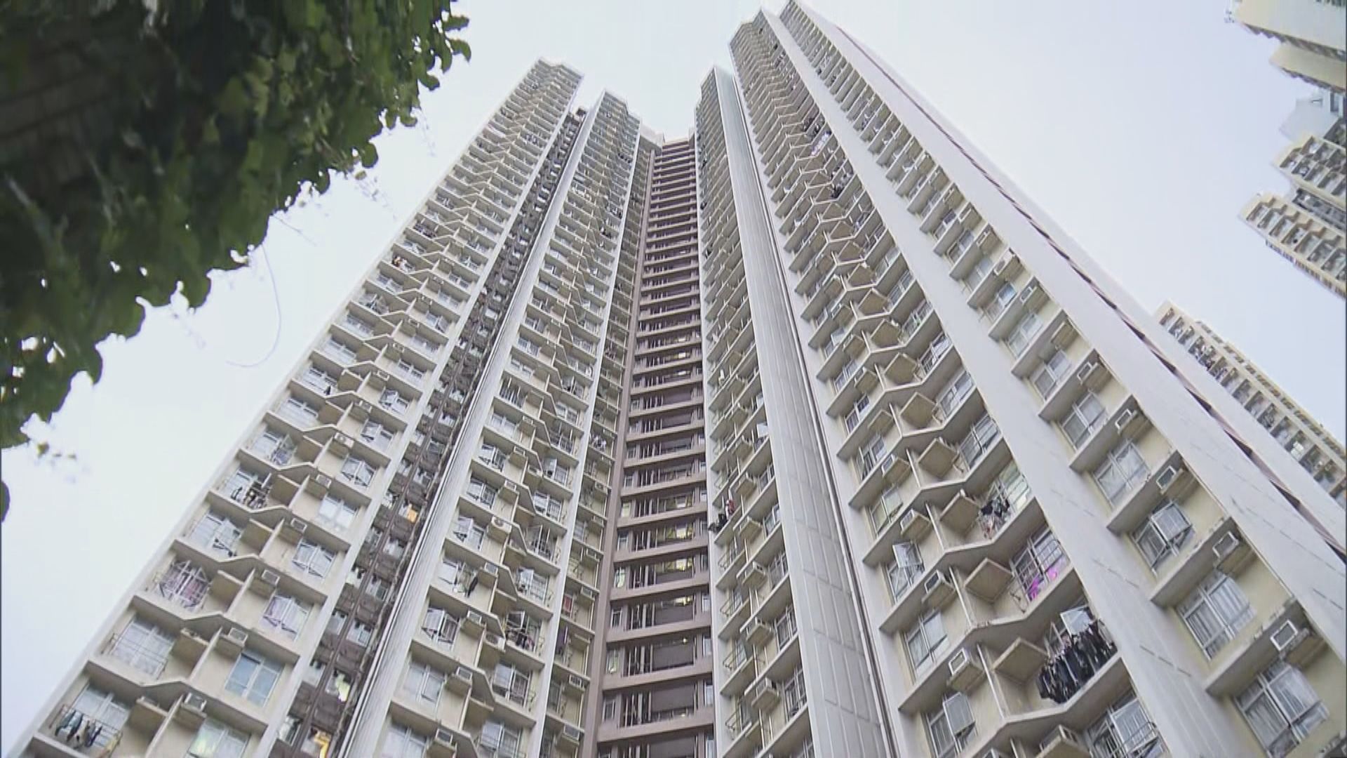 兩幢大廈完成強檢　發現14宗確診