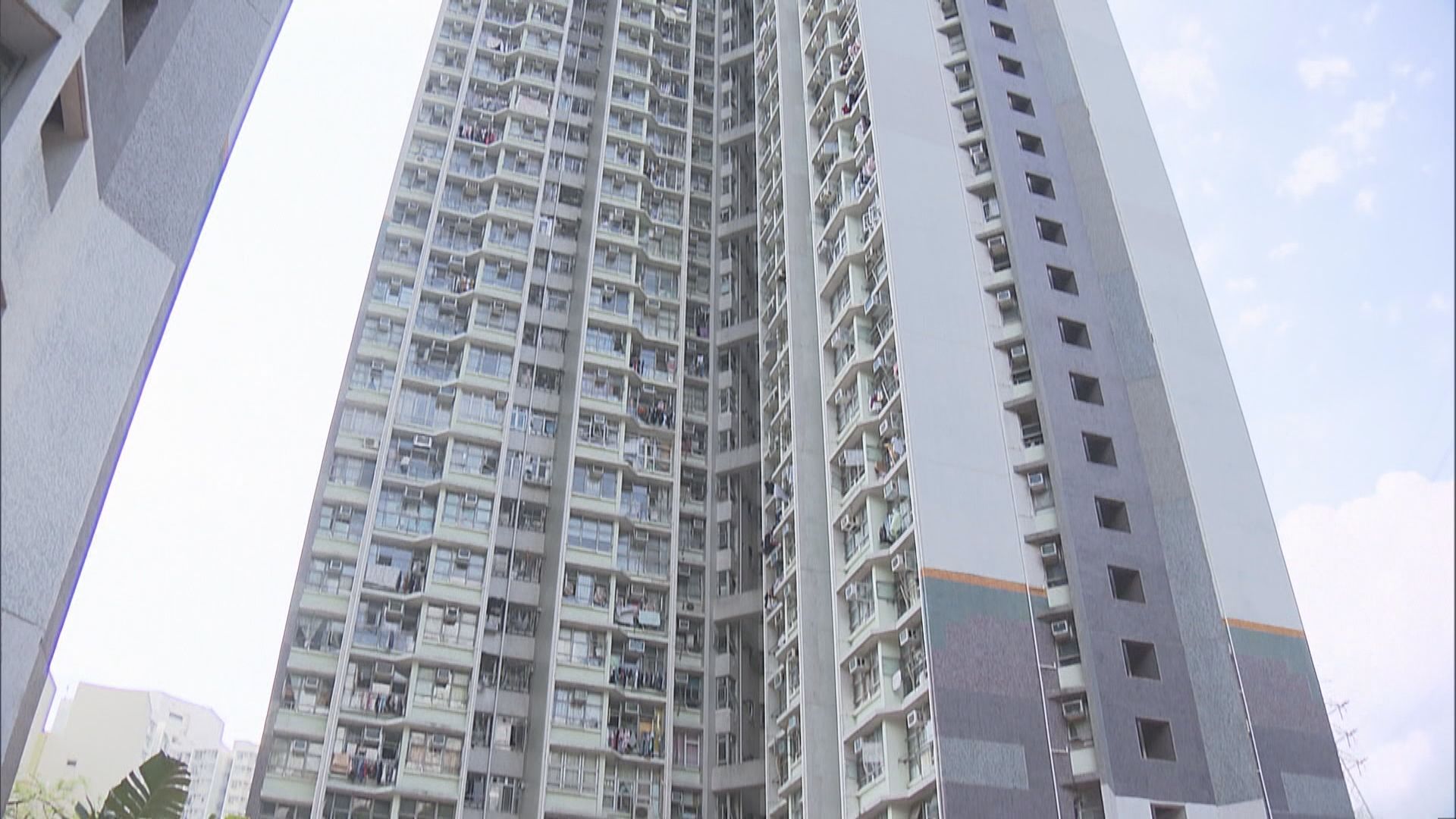 葵涌安蔭邨康蔭樓圍封強檢發現14宗陽性個案