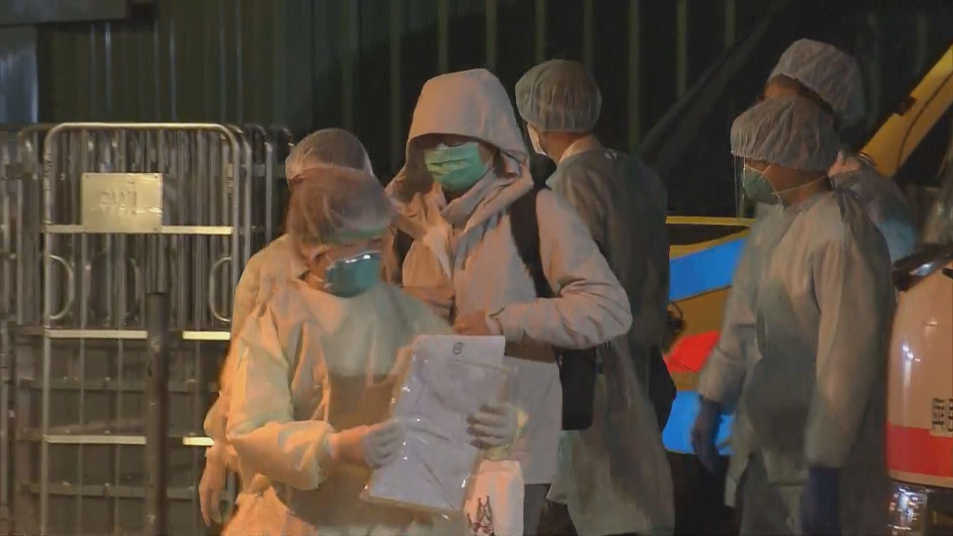 消息指四名返港的鑽石公主號乘客初步化驗對病毒呈陽性