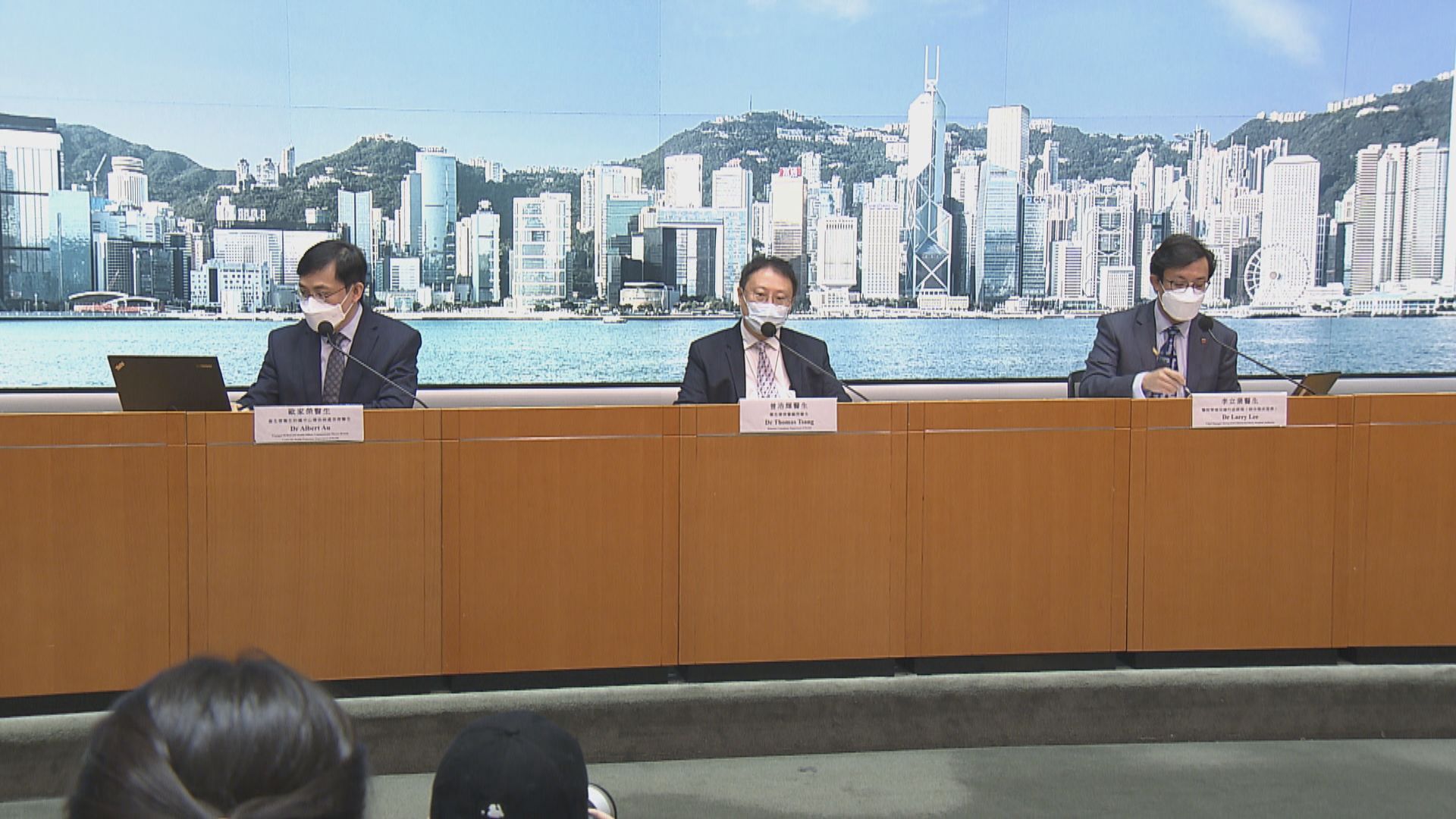 當局指疫情進入平台期　冬季疫情及流感會更活躍