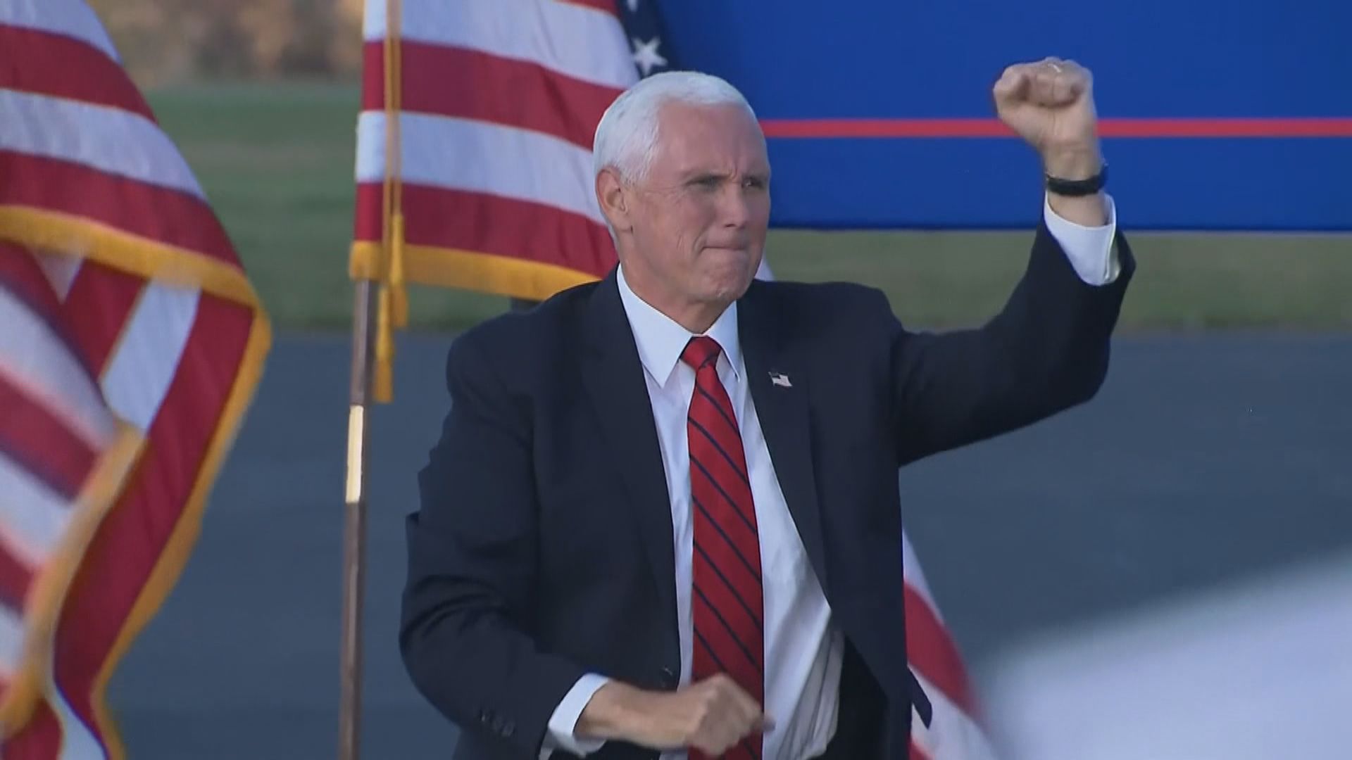 美國副總統彭斯助手染新冠病毒