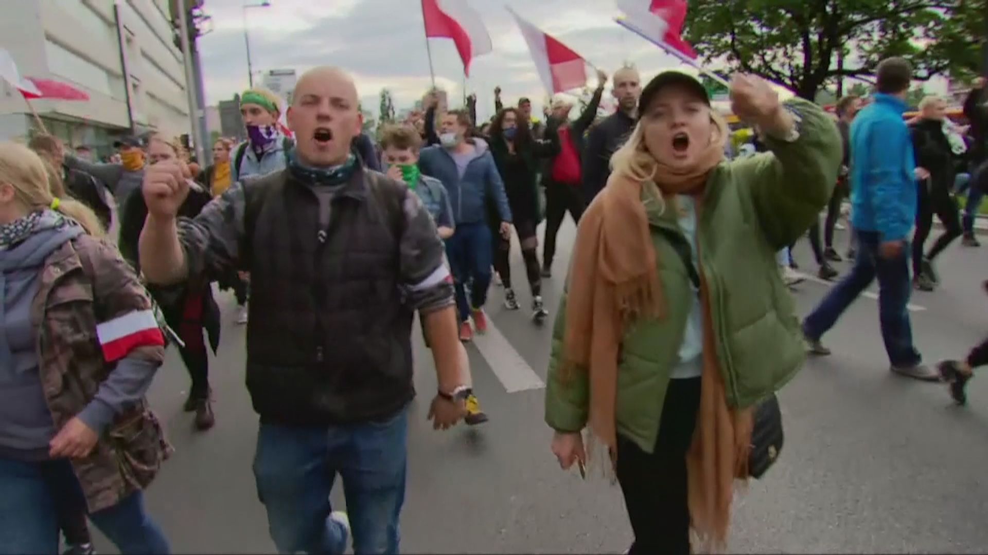 歐洲多國有示威抗議限制措施