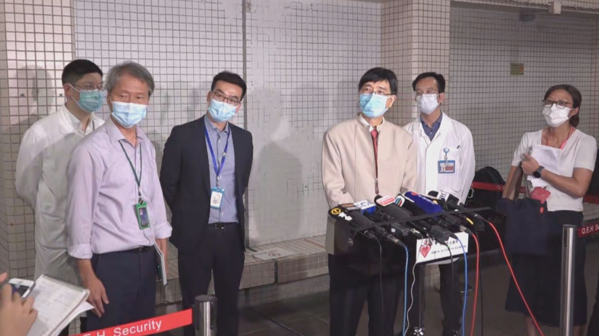 袁國勇建議長者入院要進行新冠病毒測試