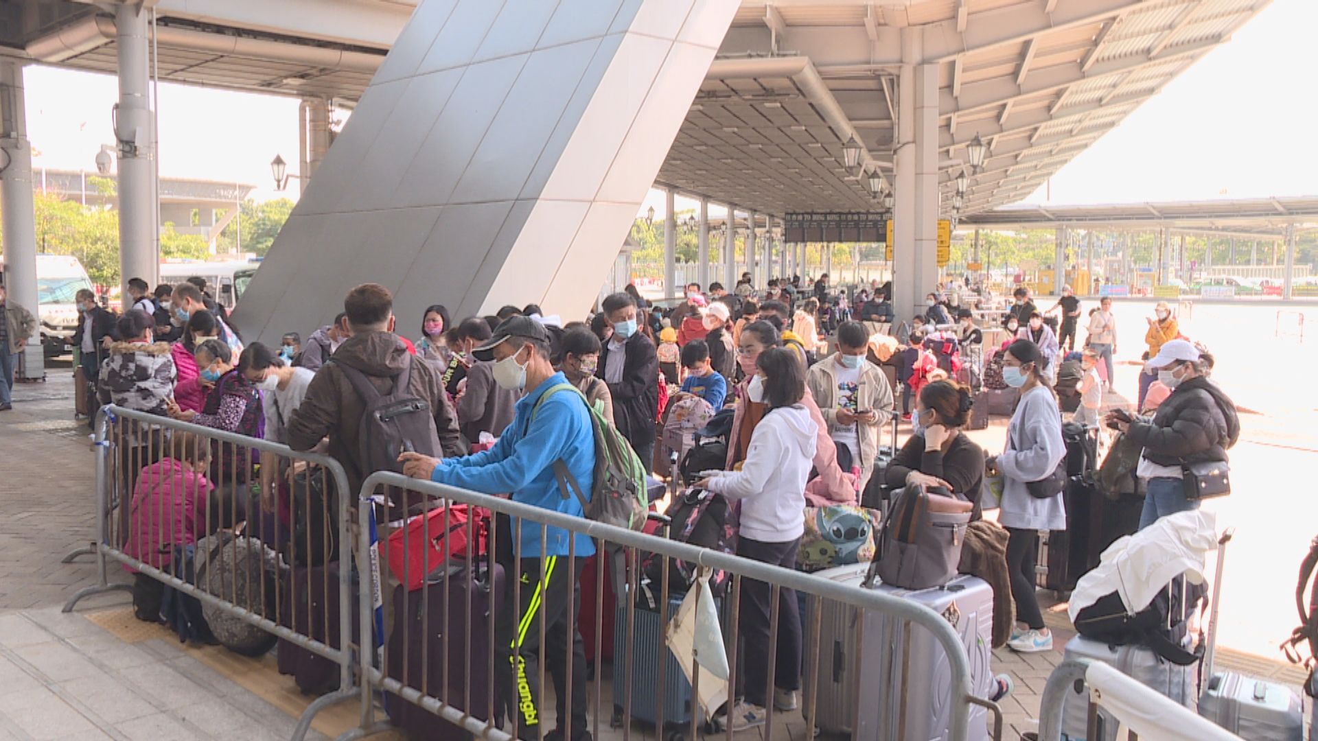 深圳灣口岸旅客清關服務時間改為朝九晚八