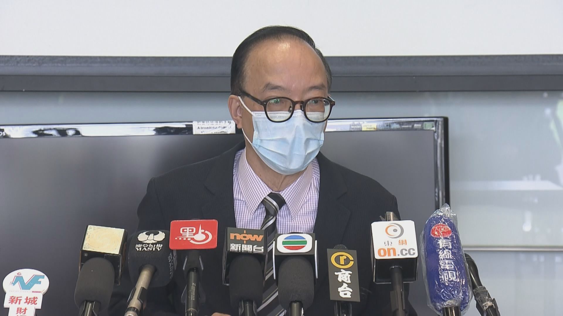 馬逢國促政府盡快重開體育場所等場地