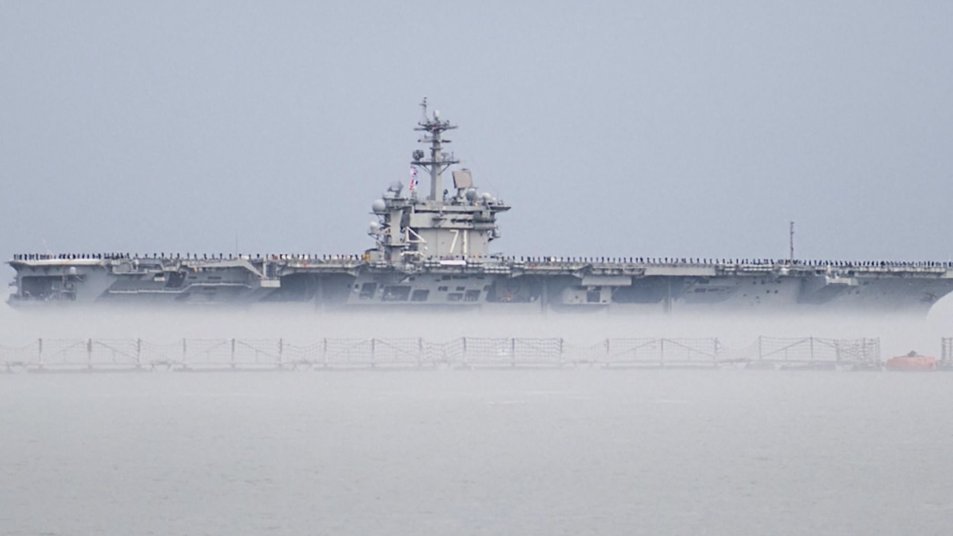 羅斯福號近百人確診　逾千船員獲准上岸