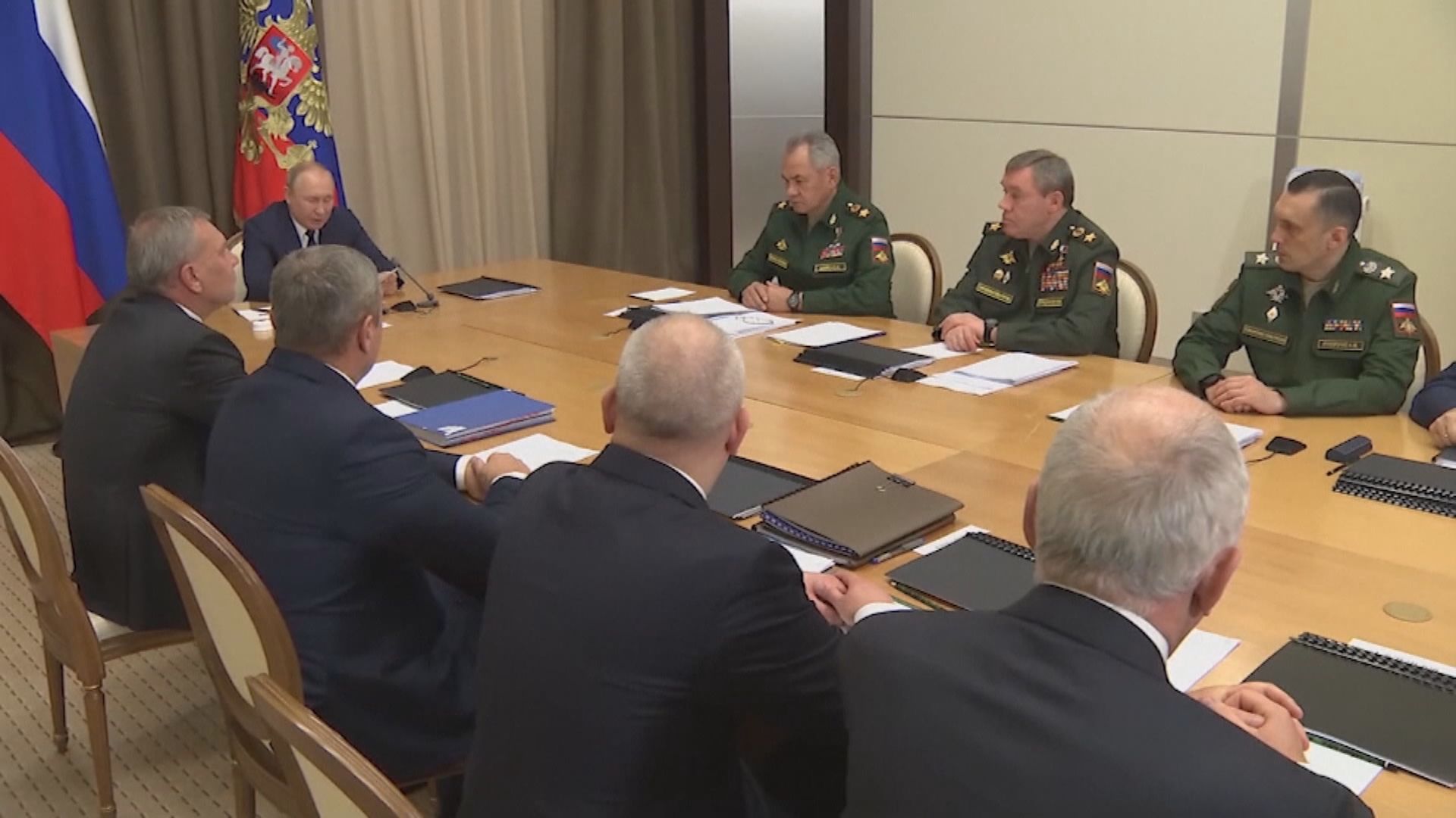 普京指俄羅斯疫情嚴峻　軍方或需興建醫院收治病患