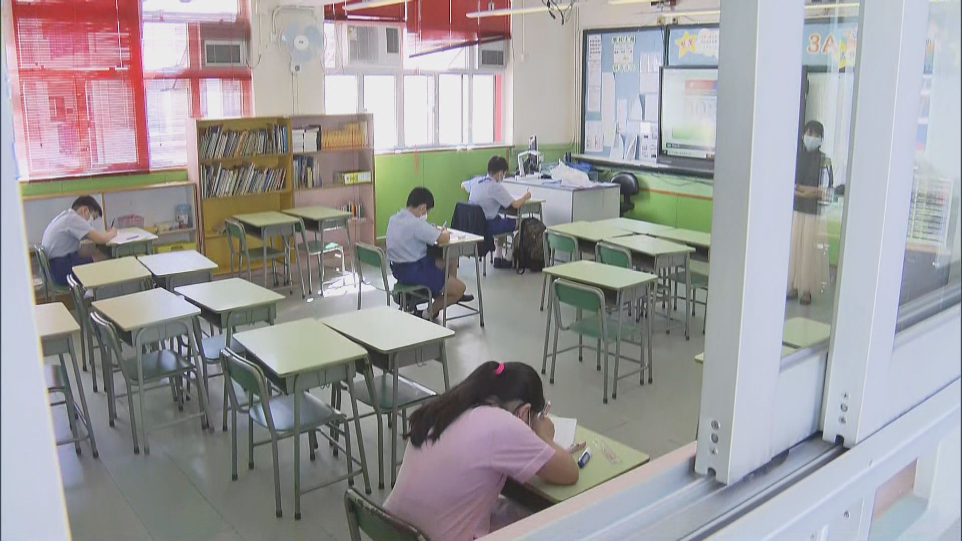 有小學校長指家長及學生都希望暑假前考完呈分試