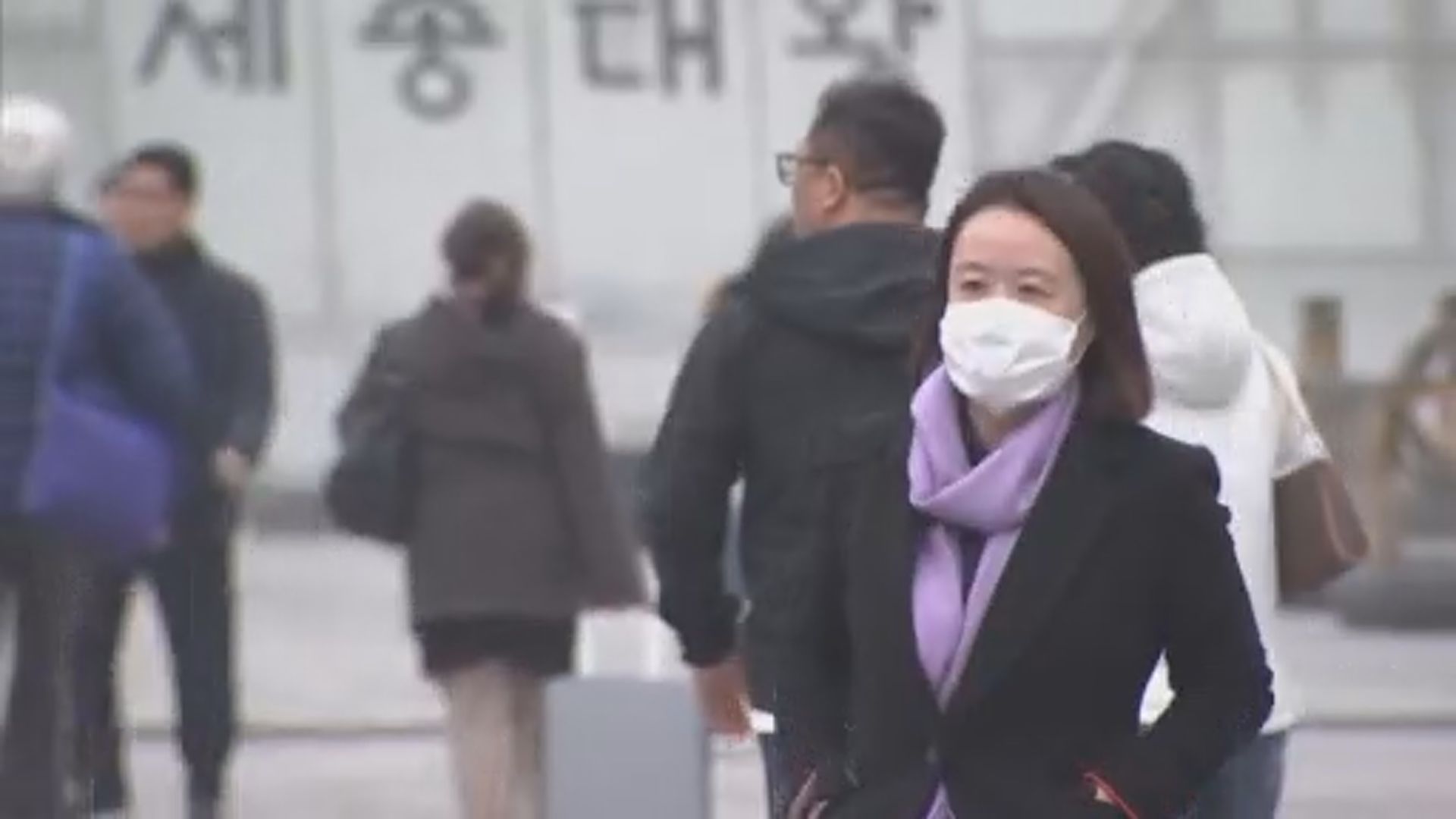 南韓當局料本月底單日新增新冠病例達十多萬宗