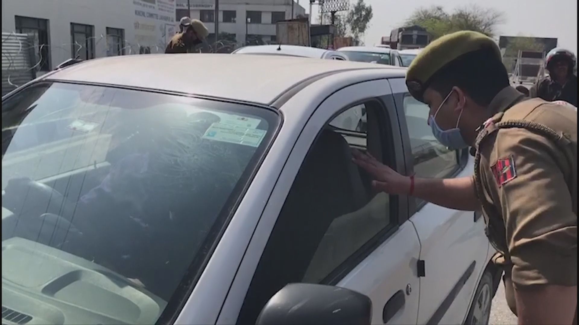 印度宣布暫停所有外國人旅遊簽證