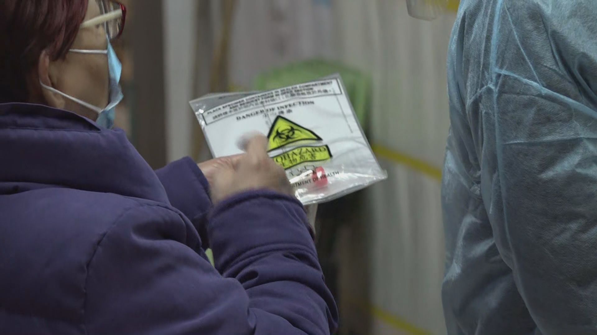 防護中心人員到乙明邨明恩樓採樣　有住戶指會做好防疫