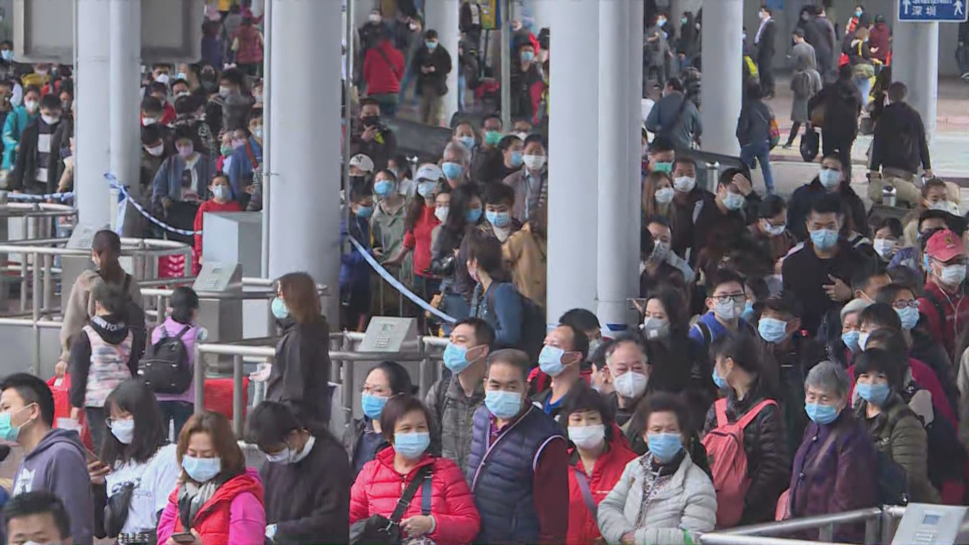 強制檢疫生效前夕　居内地港人來港搜羅日用品