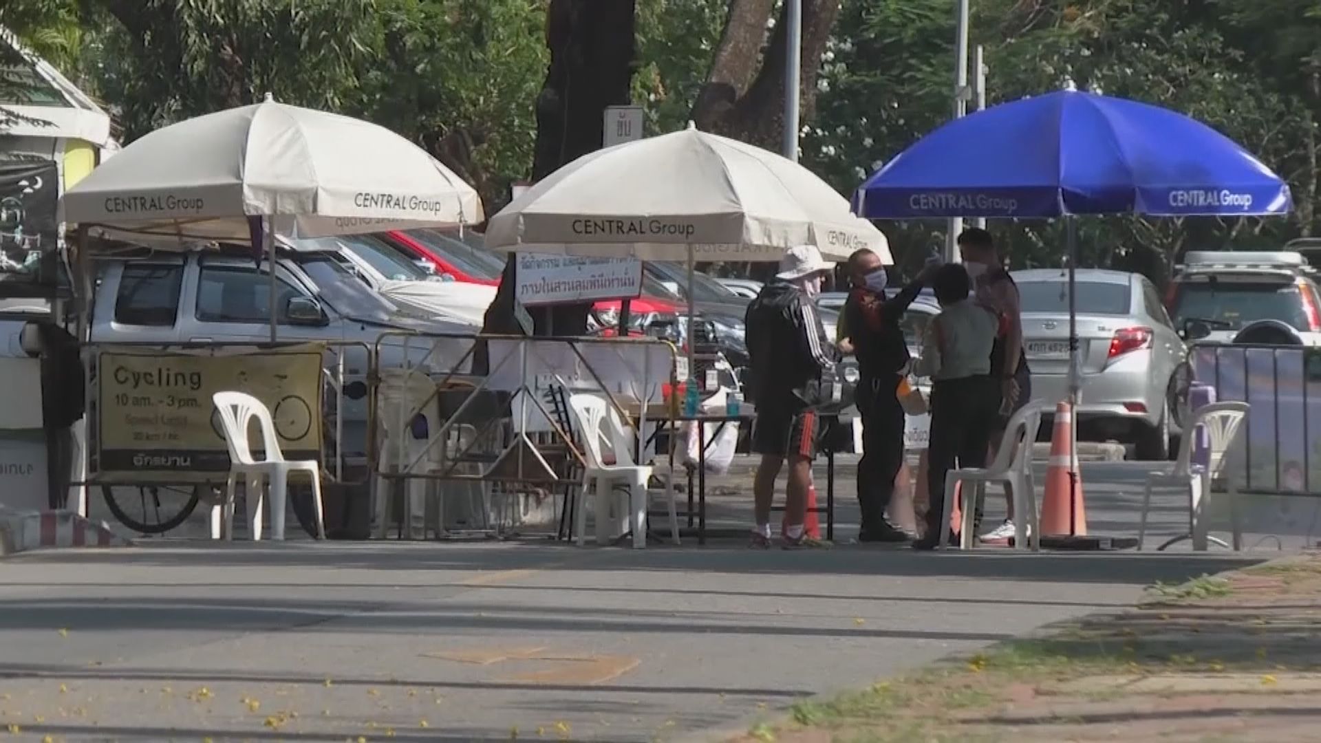 泰國錄得逾萬宗確診　宣布擴大封城範圍