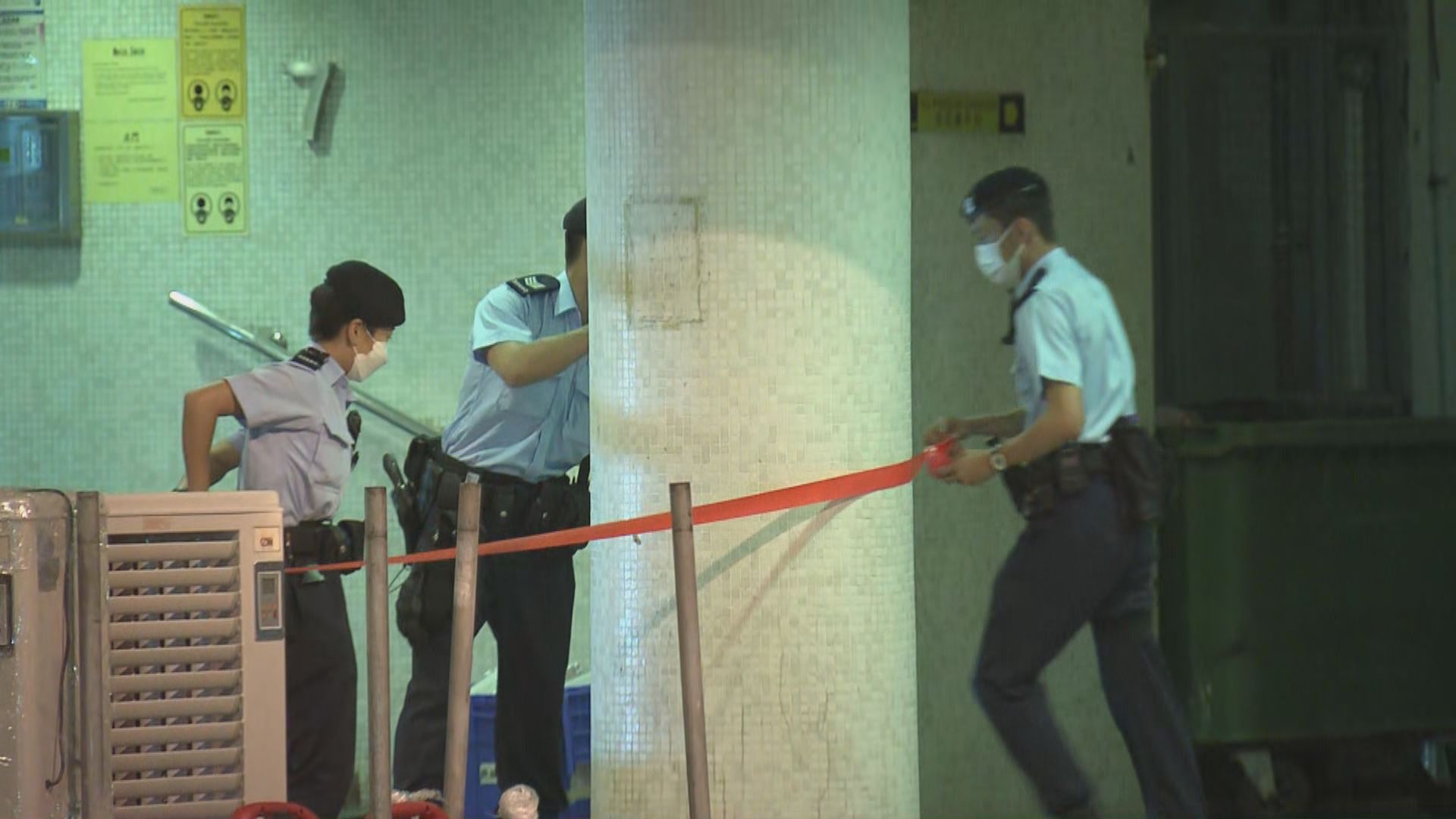 政府圍封屯門恒順園第六座強檢