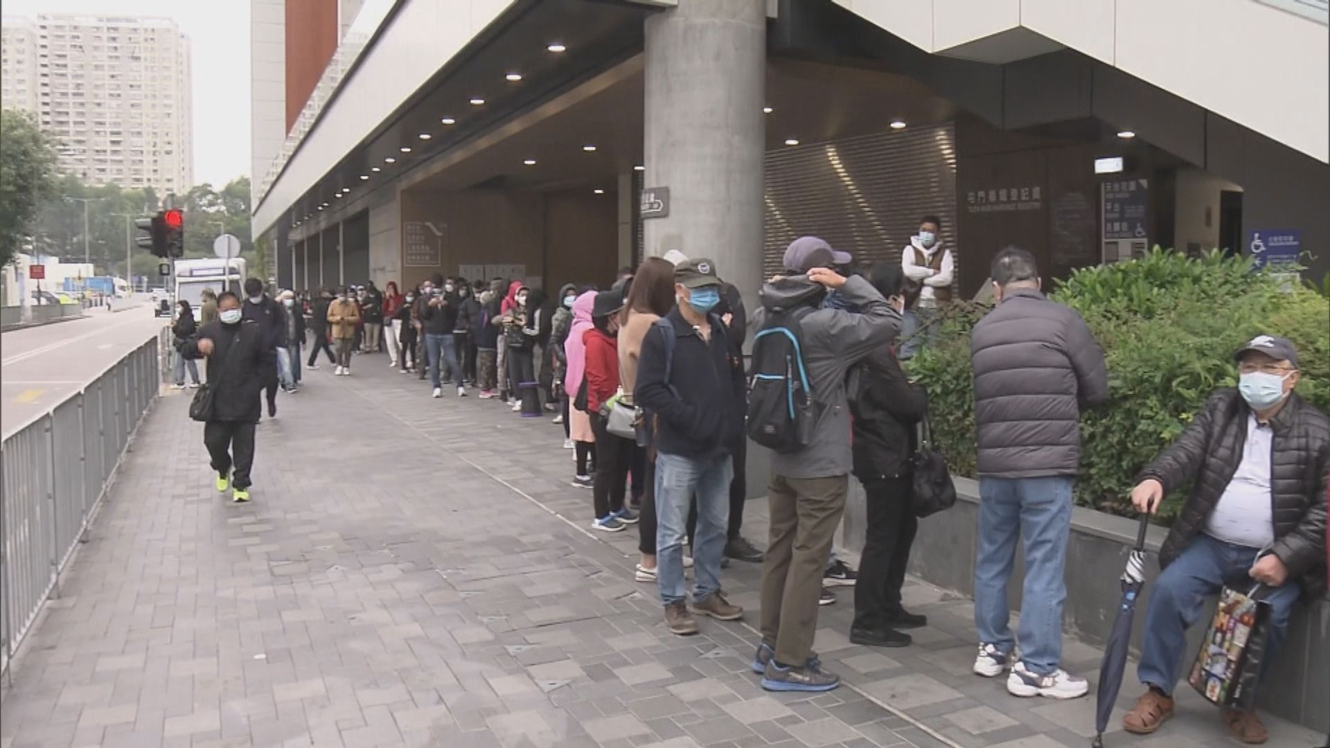 屯門檢測站續現人龍　政府兆麟運動場再增採樣站