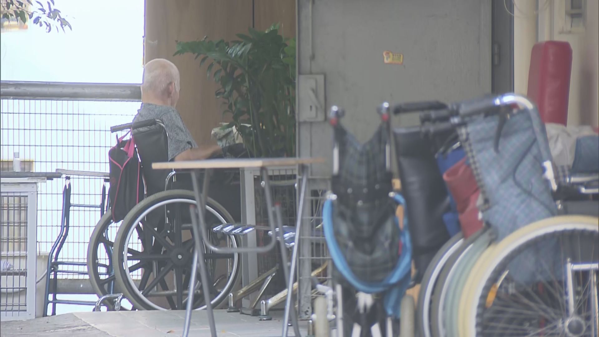 屯門康和護老中心照顧員確診　院友或需撤離檢疫