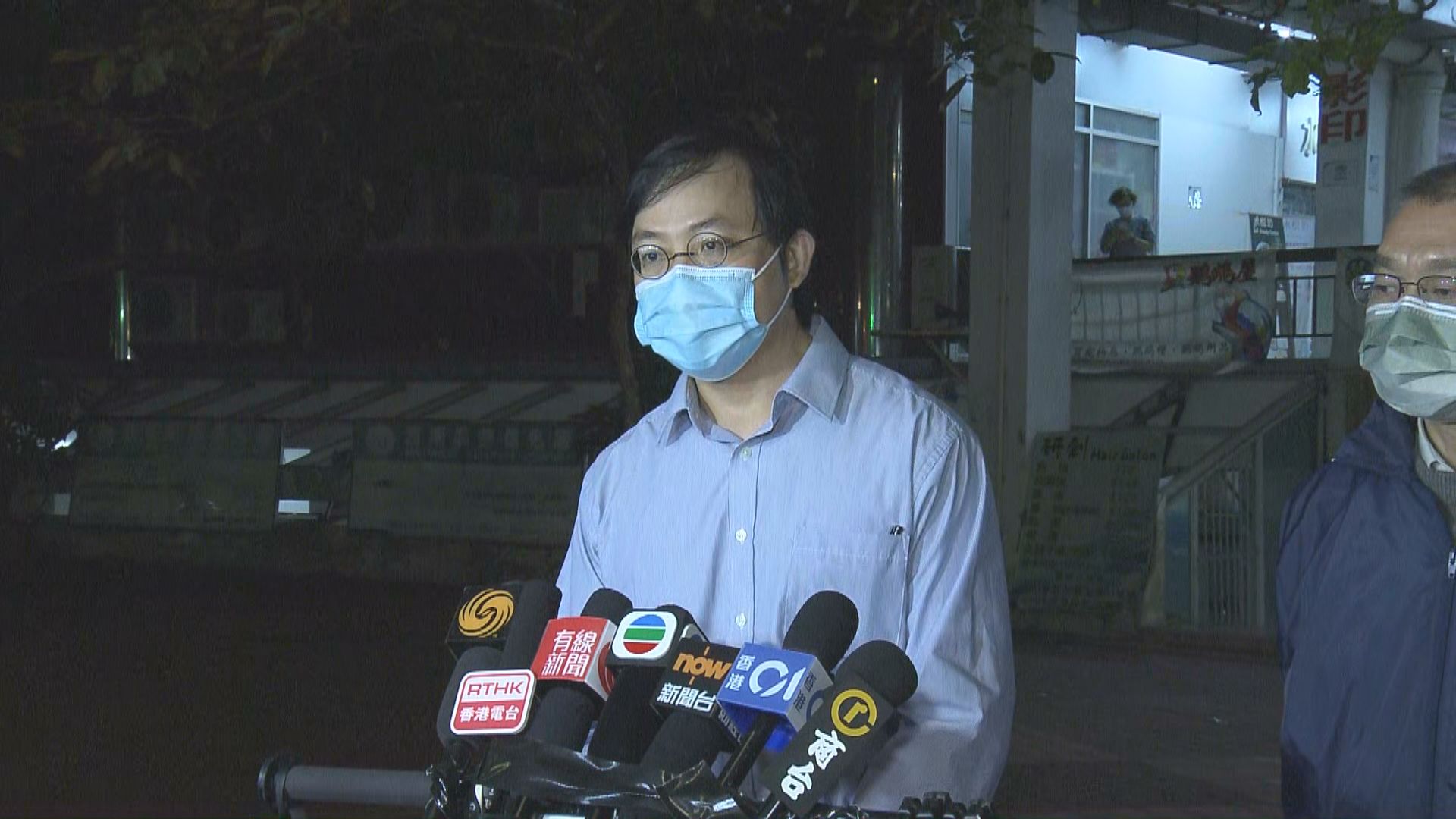 荃灣花園榮華閣兩名同座向居民染疫　5號室及部分單位須撤離