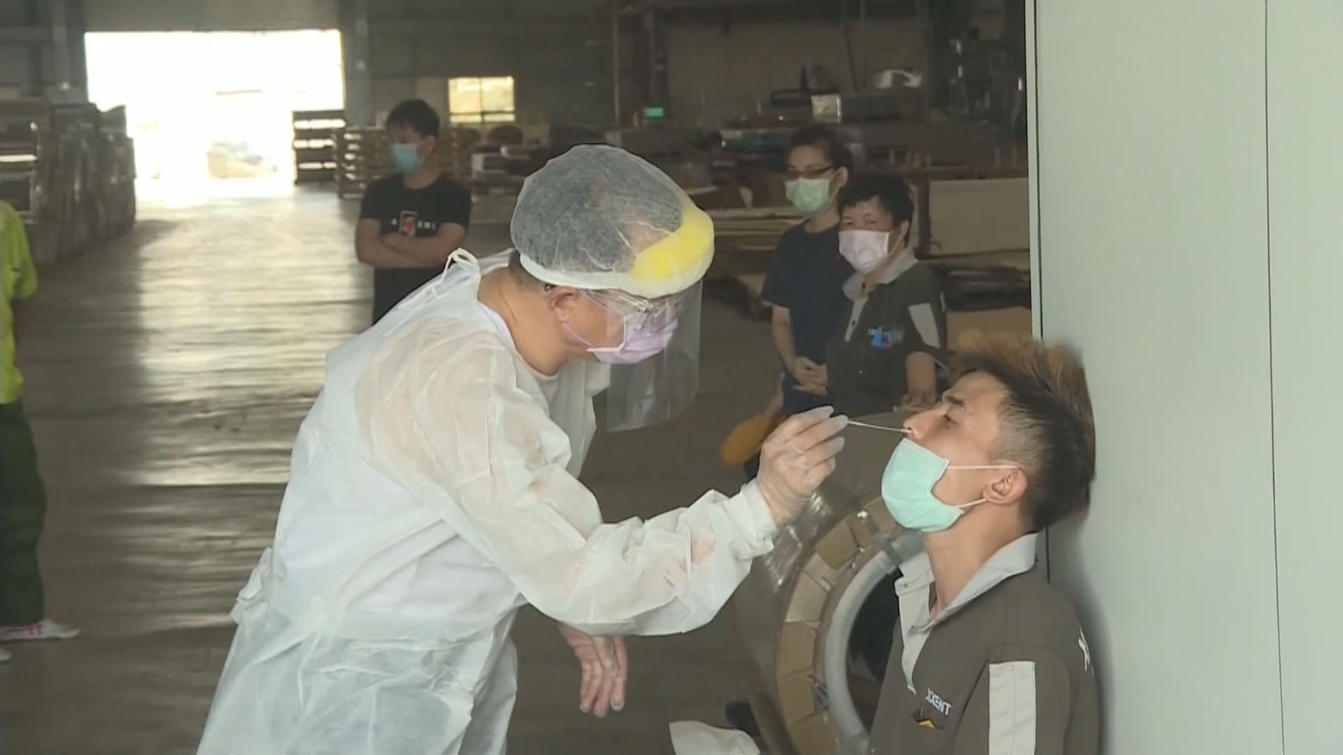 台灣增17801宗新冠本土病例　再創單日新高 