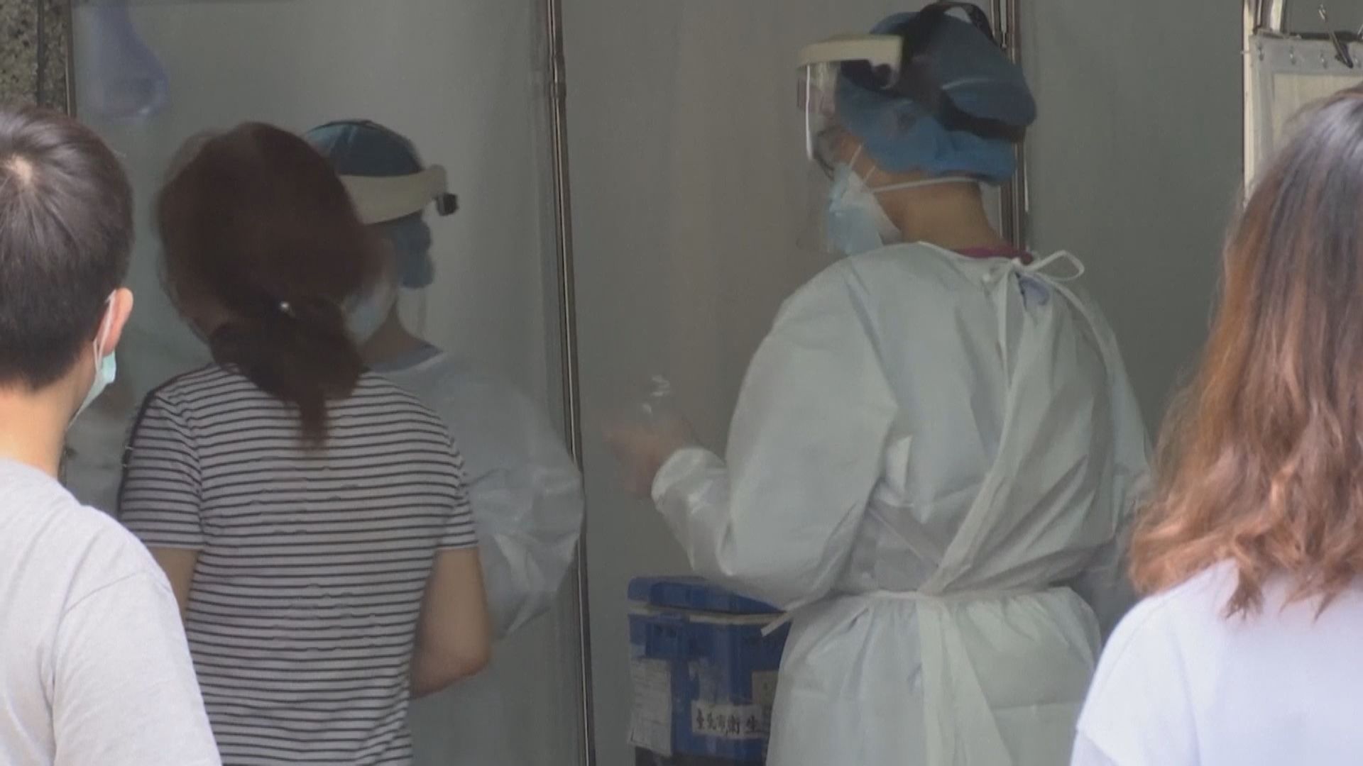 台灣新增64972宗新冠本土病例　多41人亡