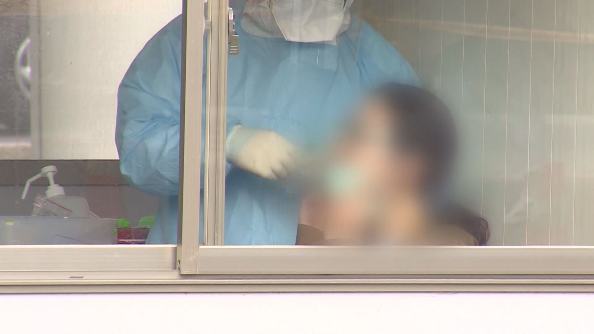 台灣新增29849宗新冠病毒本土病例