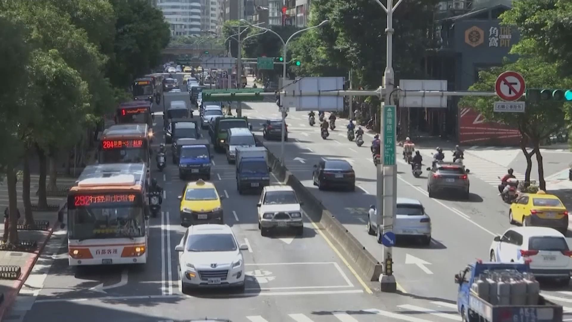 台灣分階段放寬邊境管制　最快下月13日實施「0+7」