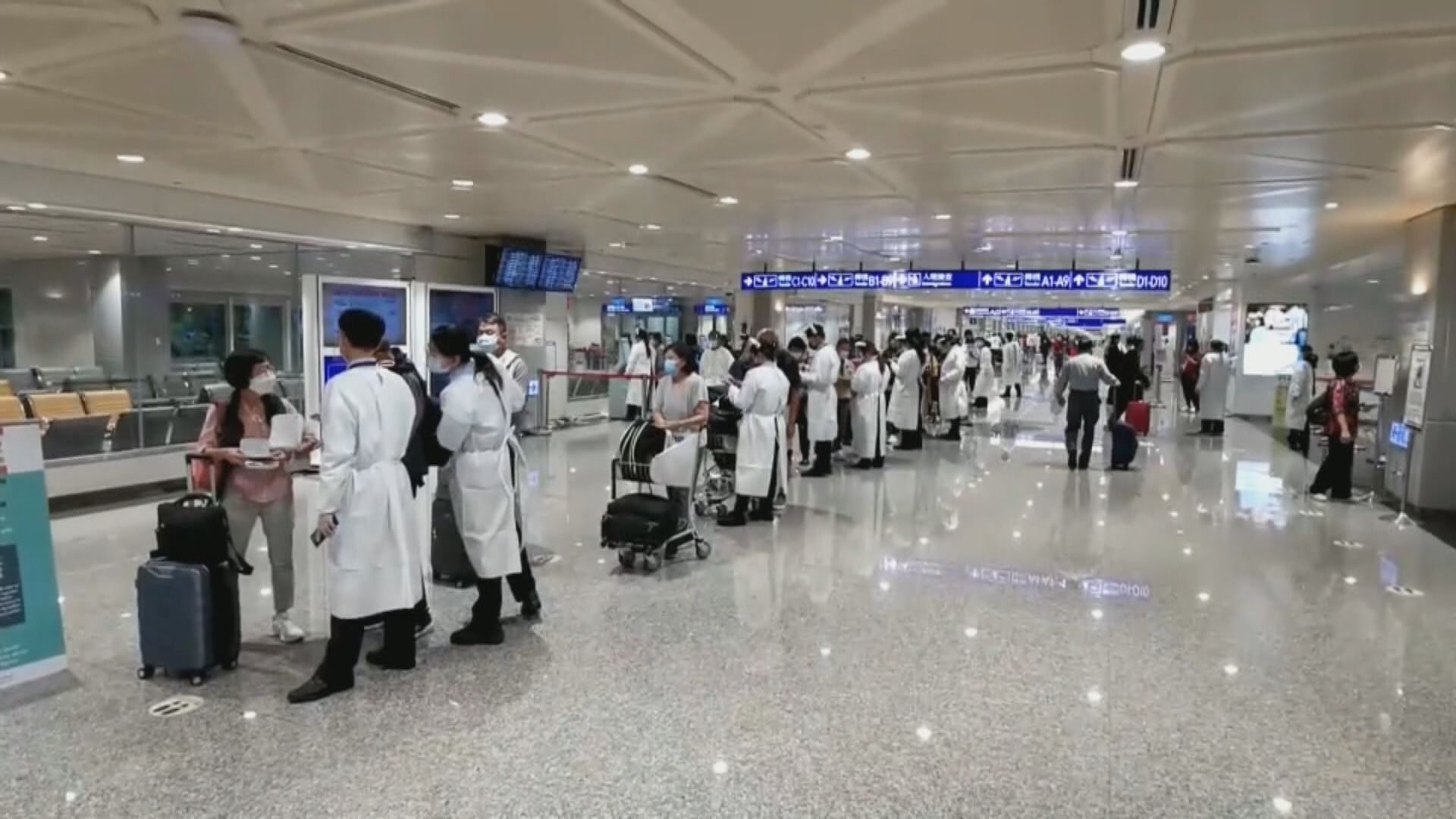 台灣下周一起開放港澳人士跟團入境觀光　可停留十五天