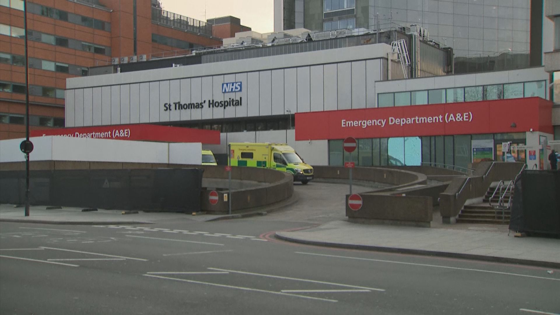 約翰遜病情好轉　已離開深切治療部