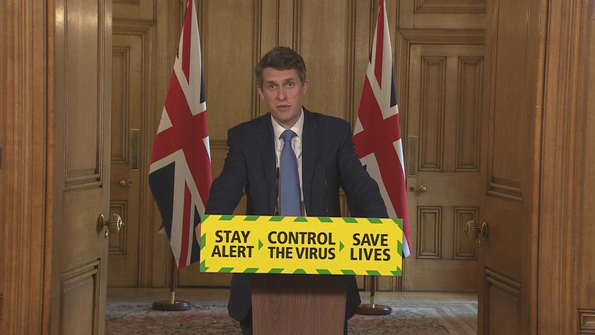 英國學校最快下月初逐步復課