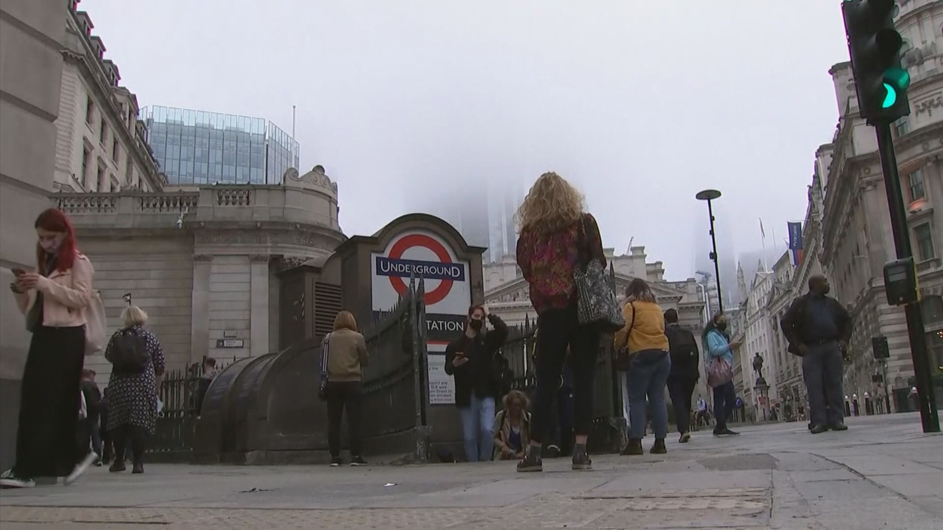英國最快可於下月1日開始接種新冠疫苗