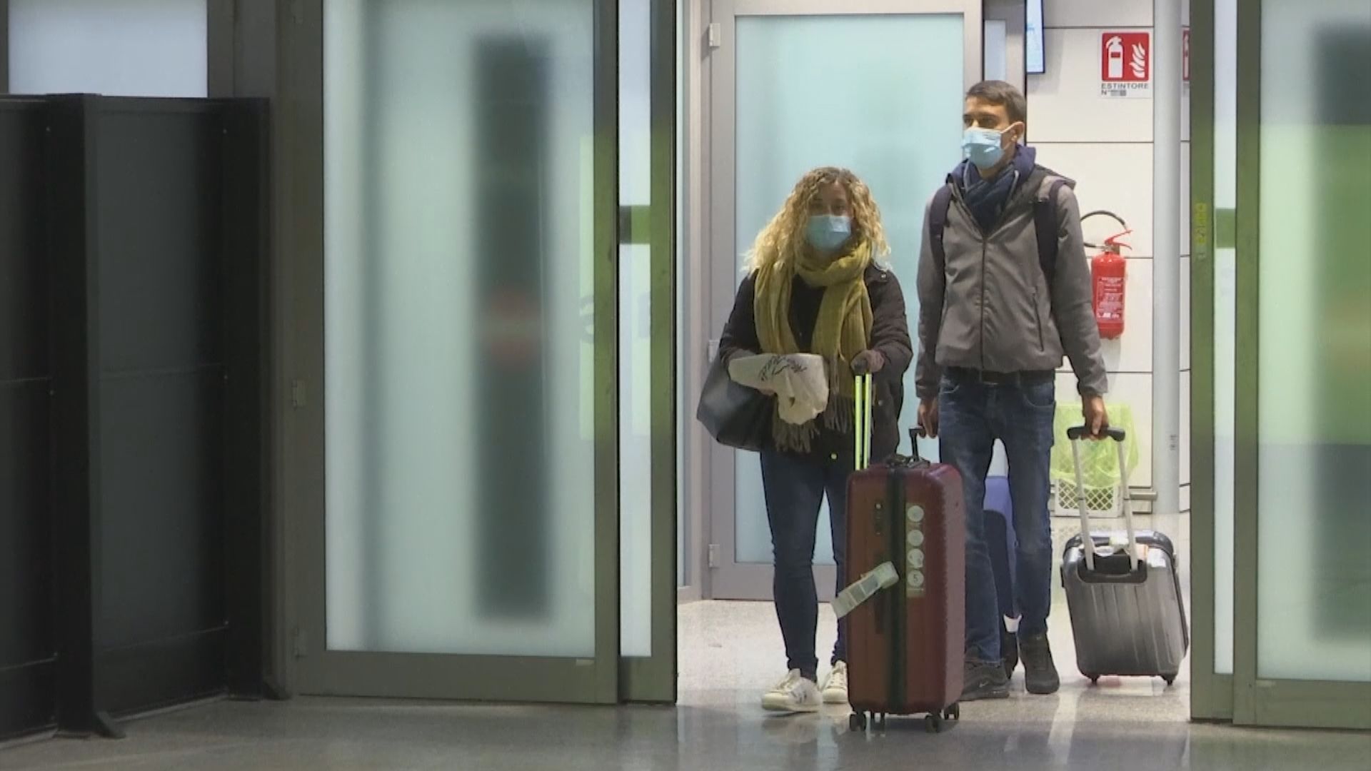 英國單日確診創新高　歐洲多國暫停英國航班