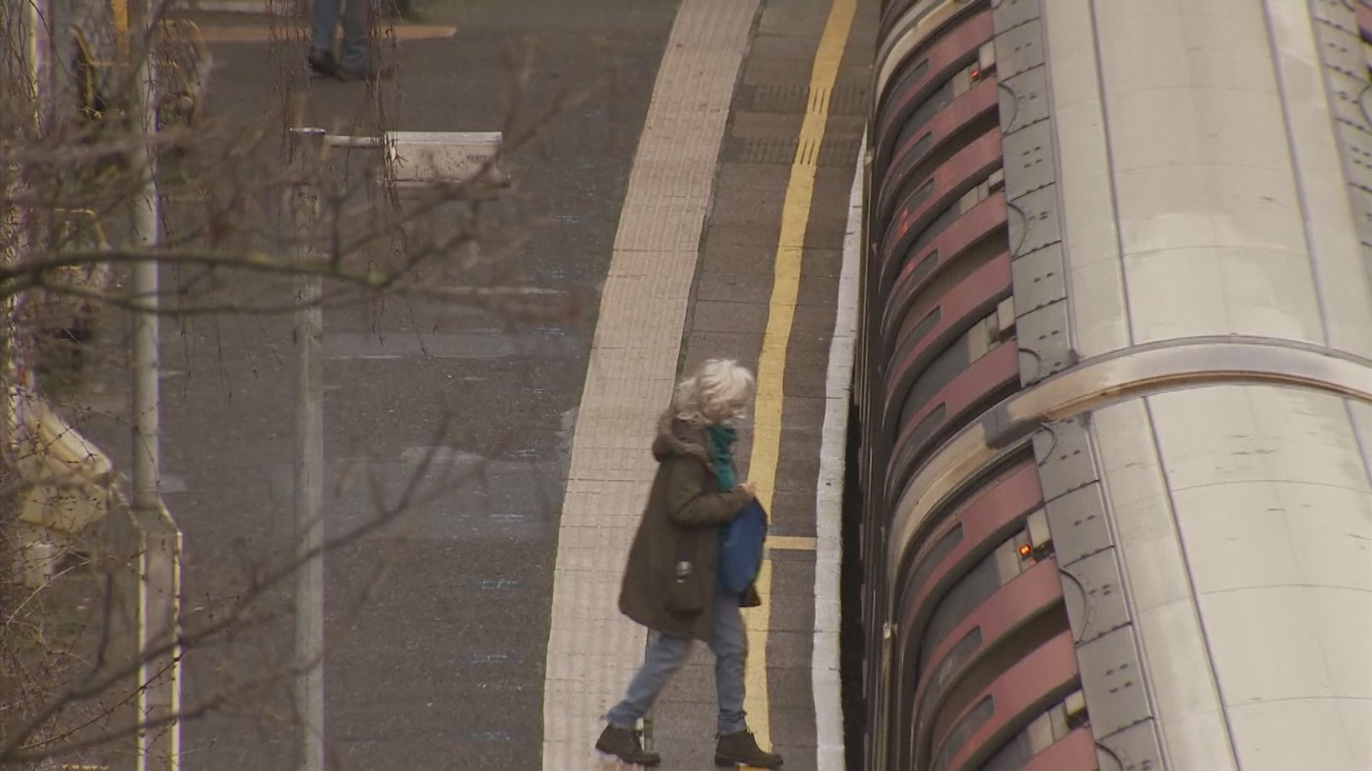 英國再多1564人死於新冠病毒　創單日死亡人數新高