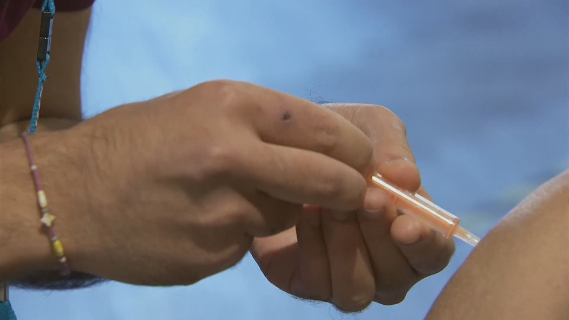 【一成半人已接種】英國至今逾千萬人接種首劑新冠疫苗　全球比例第三高