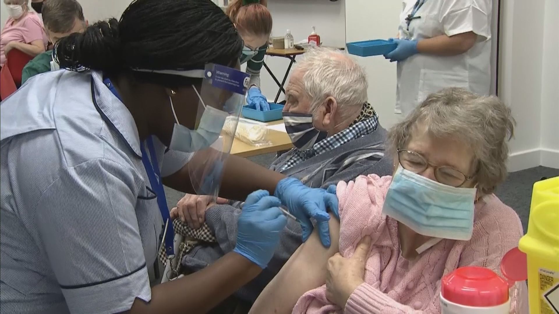 英國料最遲九月完成為成年人接種兩劑新冠疫苗