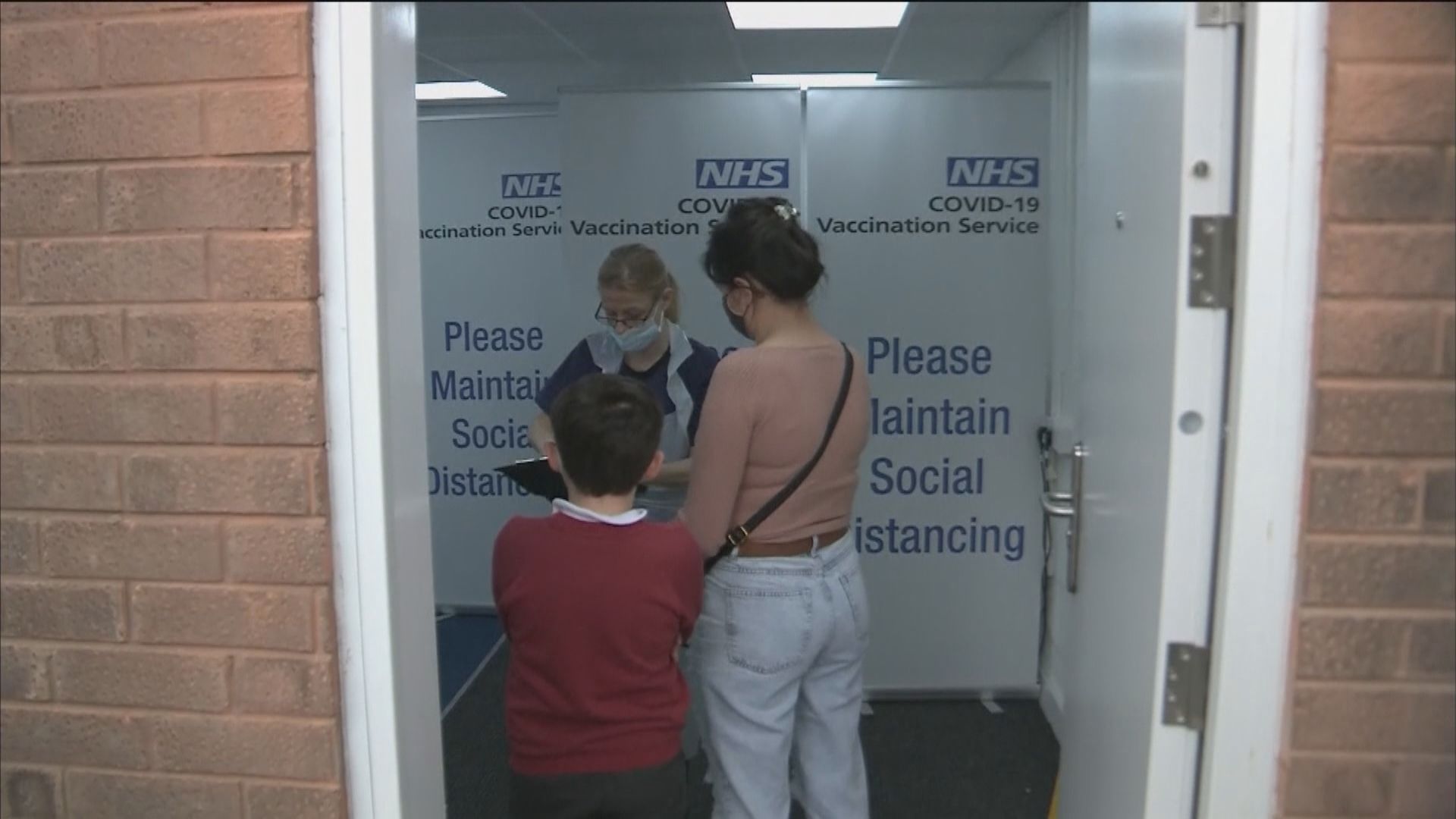 【增萬宗確診】英國擴大疫苗接種計劃至所有18歲以上人士